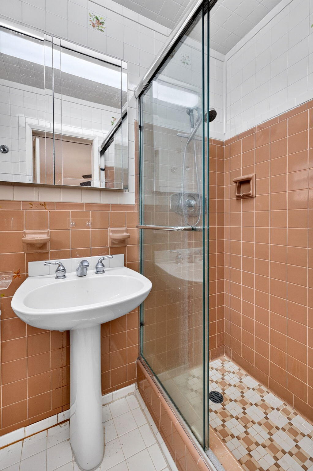 2060 Tropic, Lauderdale By The Sea FL 33062