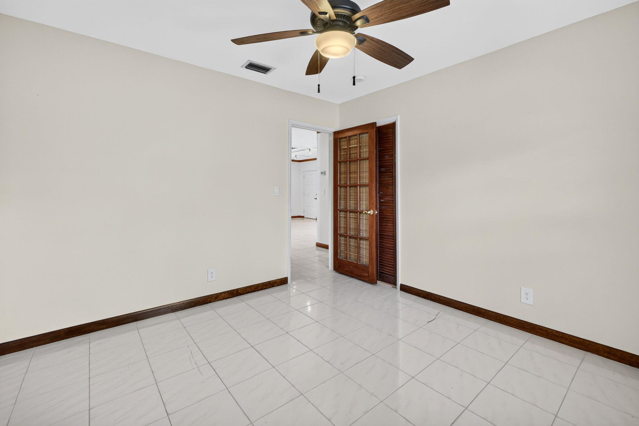 2060 Tropic, Lauderdale By The Sea FL 33062