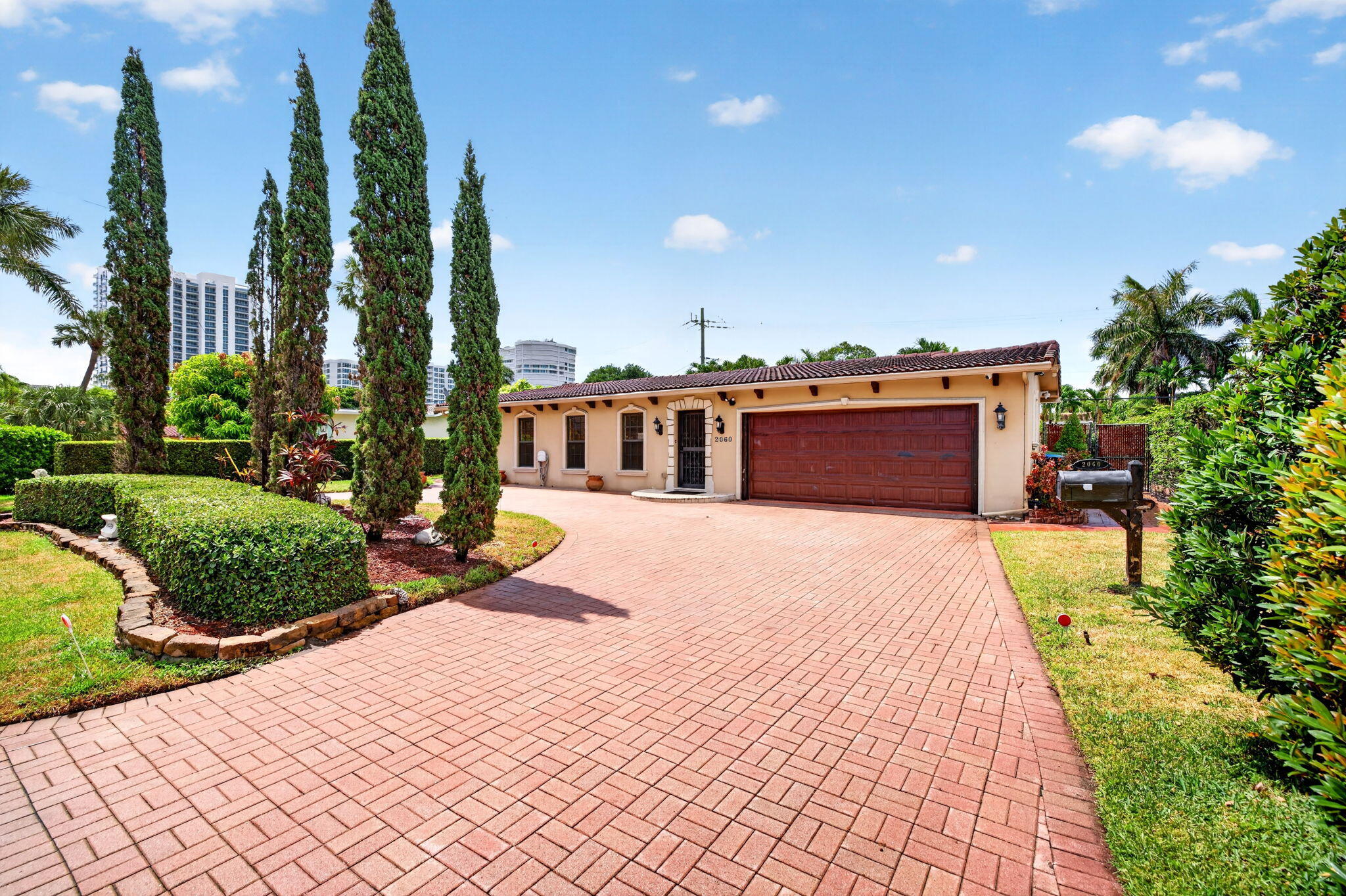 2060 Tropic, Lauderdale By The Sea FL 33062