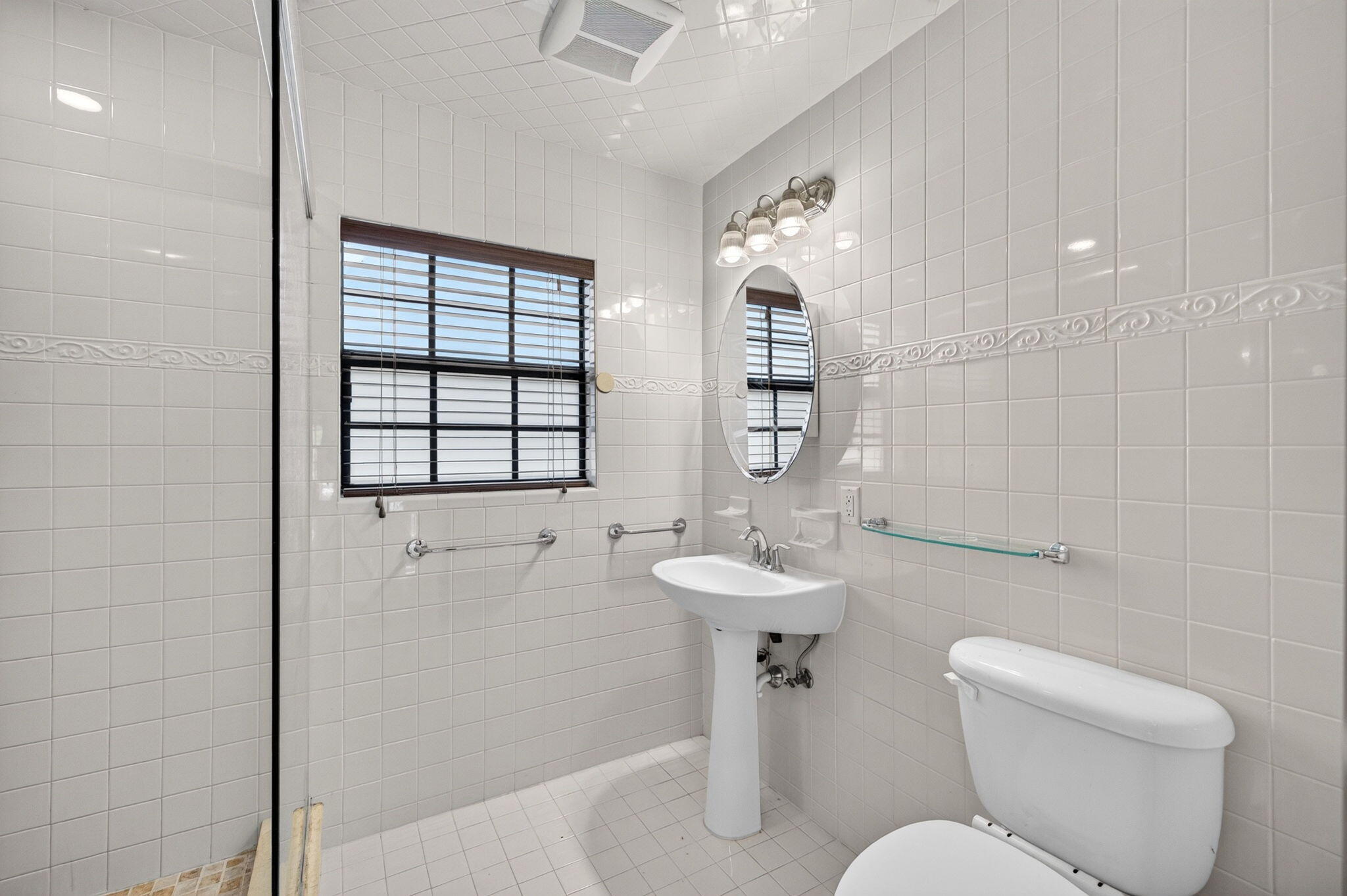 2060 Tropic, Lauderdale By The Sea FL 33062