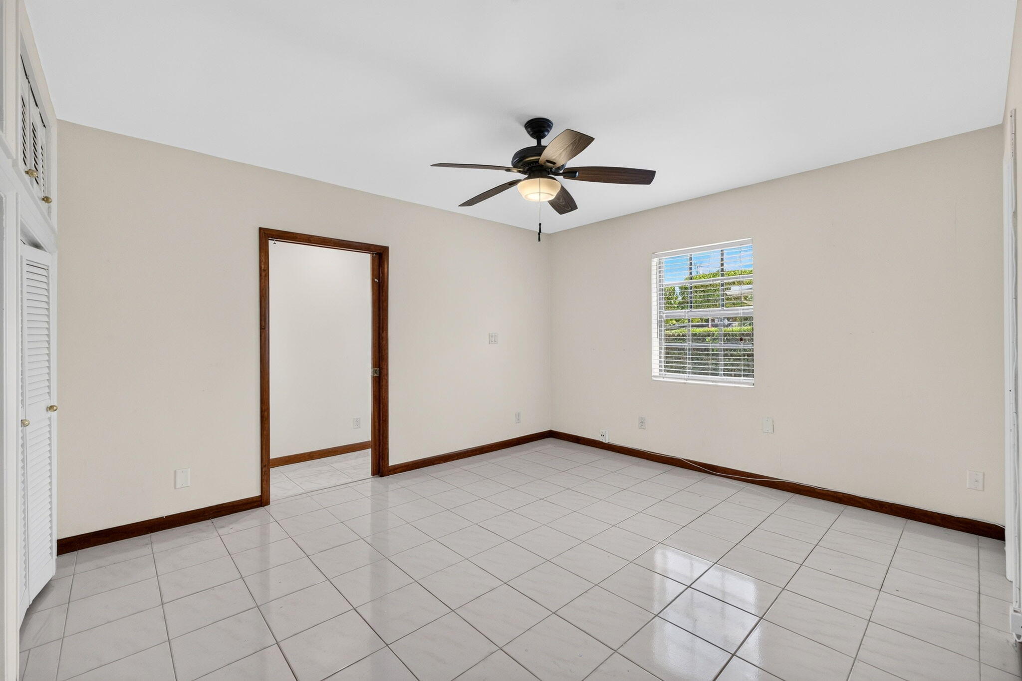 2060 Tropic, Lauderdale By The Sea FL 33062