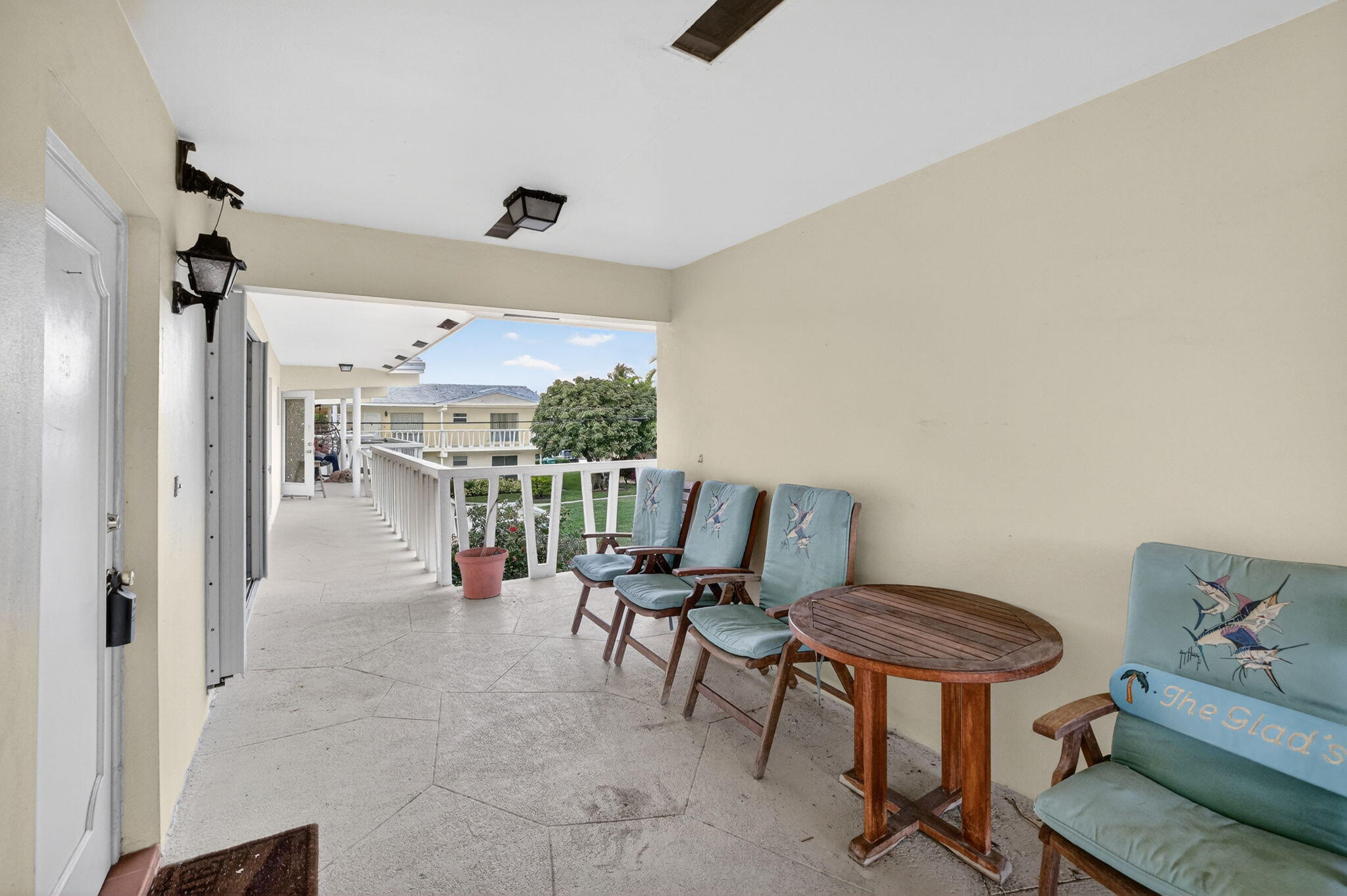 2755 NE 28th #E2, Lighthouse Point FL 33064