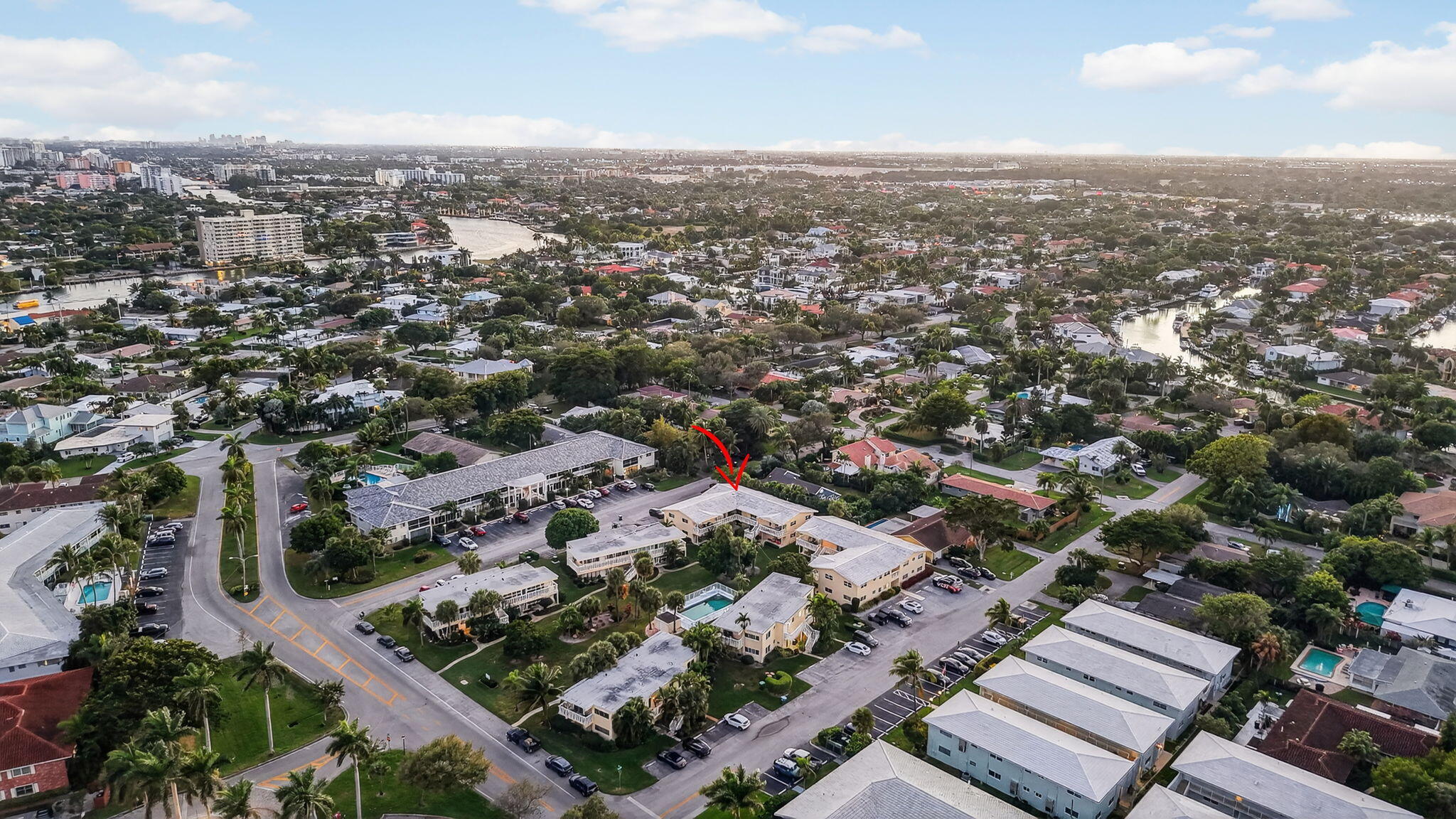 2755 NE 28th #E2, Lighthouse Point FL 33064