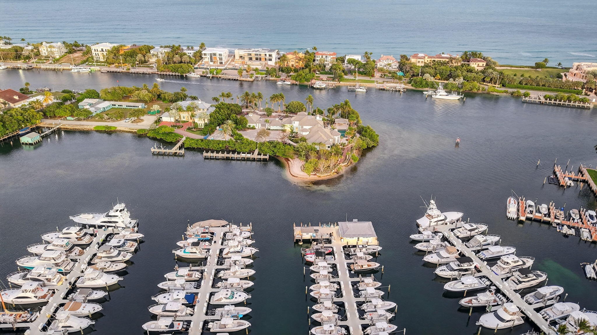 2755 NE 28th #E2, Lighthouse Point FL 33064
