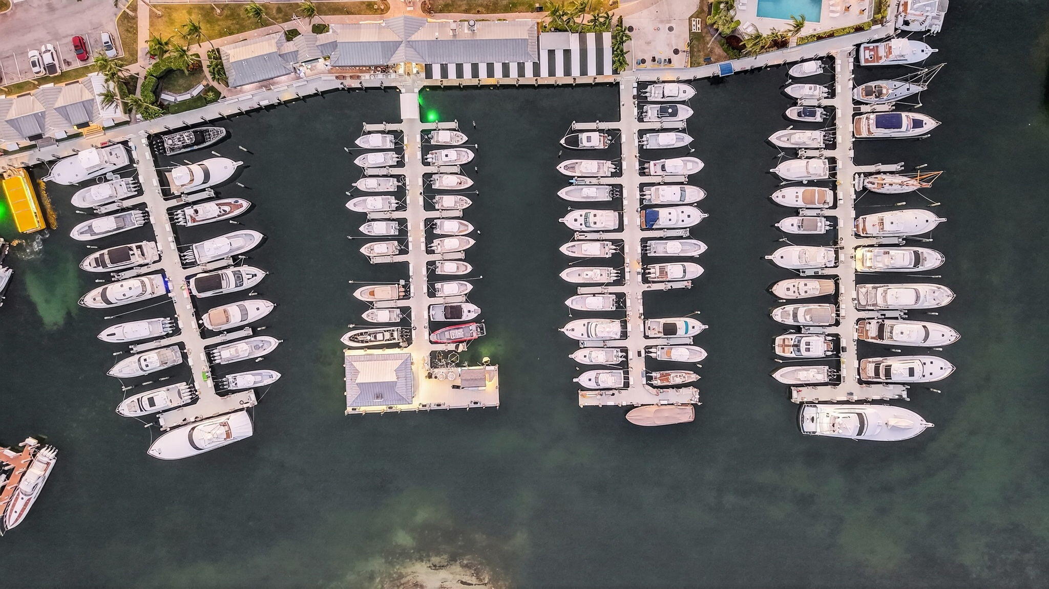 2755 NE 28th #E2, Lighthouse Point FL 33064