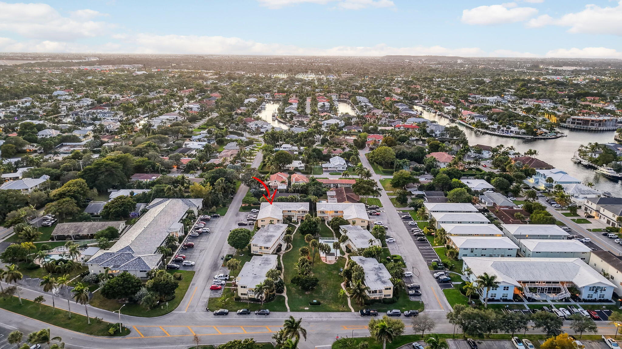 2755 NE 28th #E2, Lighthouse Point FL 33064