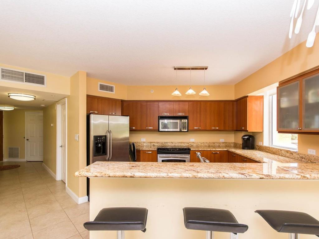 2001 N Ocean #202, Fort Lauderdale FL 33305