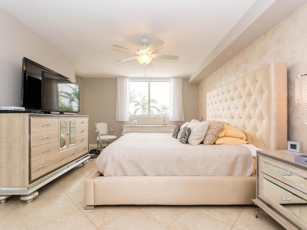 2001 N Ocean #202, Fort Lauderdale FL 33305