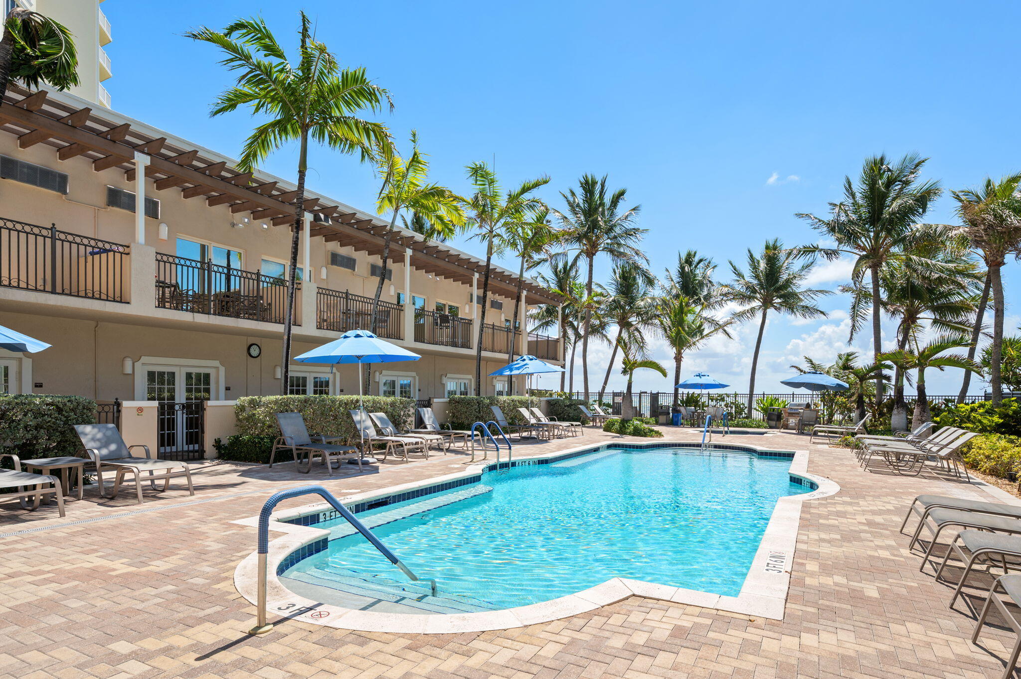 2001 N Ocean #202, Fort Lauderdale FL 33305