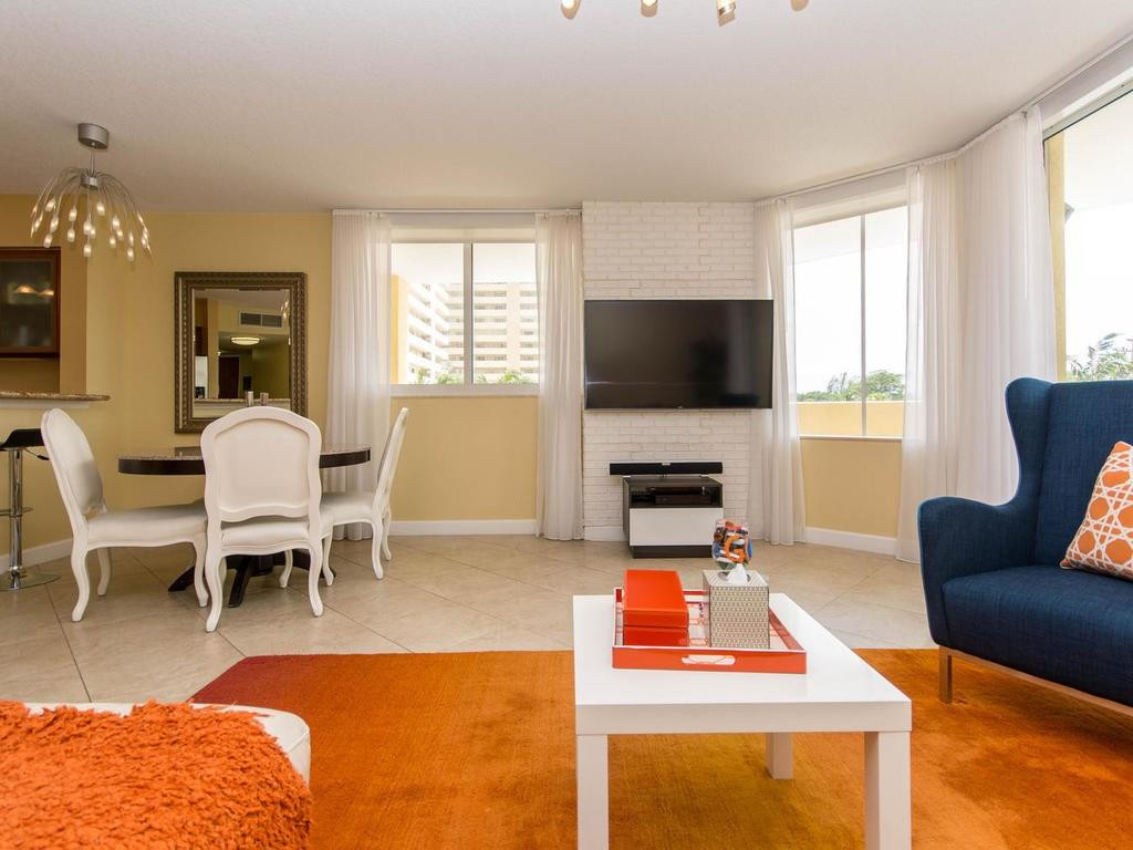 2001 N Ocean #202, Fort Lauderdale FL 33305
