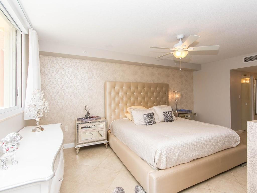 2001 N Ocean #202, Fort Lauderdale FL 33305