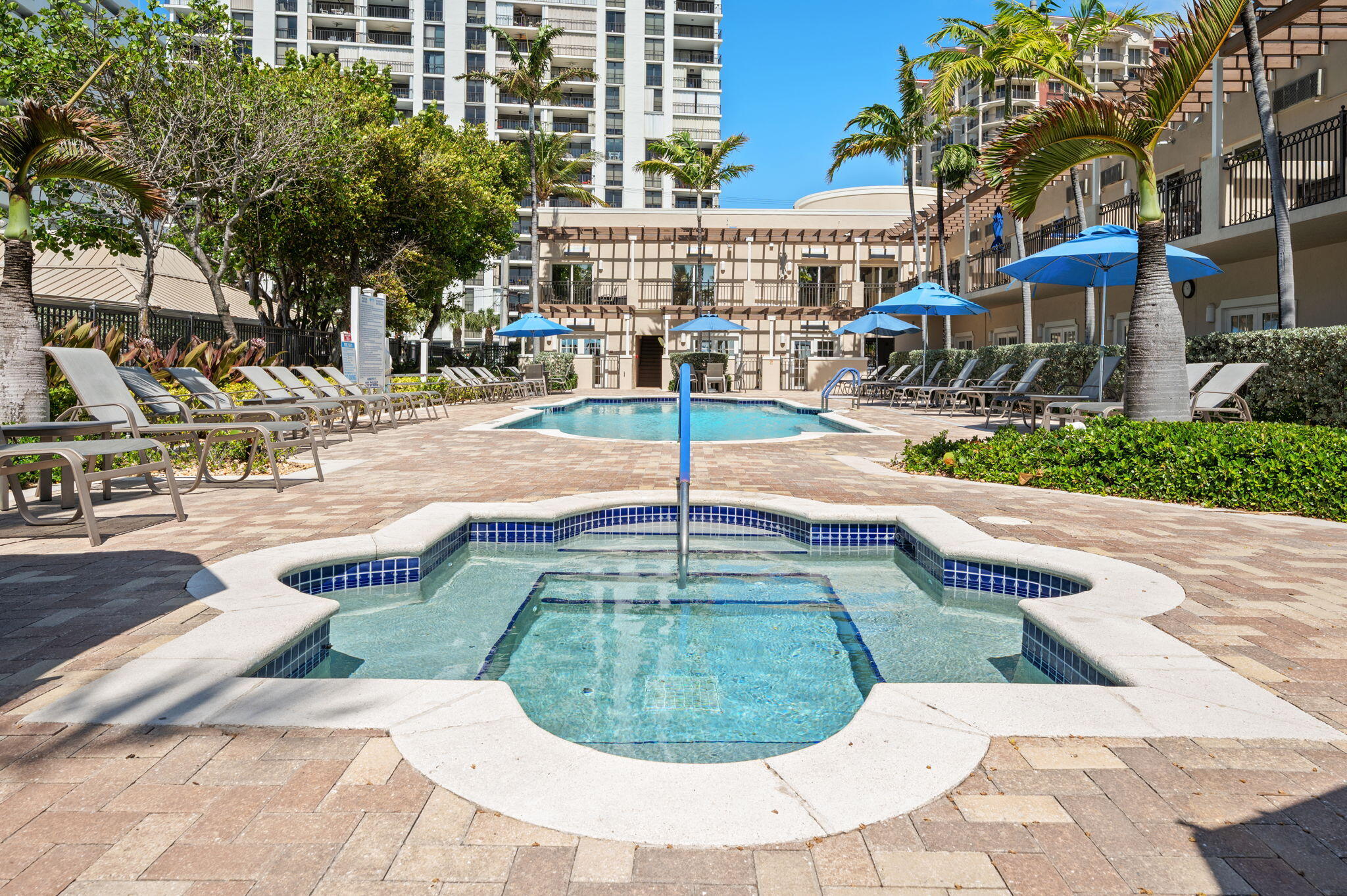 2001 N Ocean #202, Fort Lauderdale FL 33305