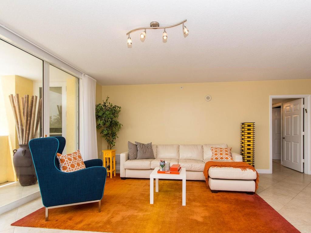 2001 N Ocean #202, Fort Lauderdale FL 33305