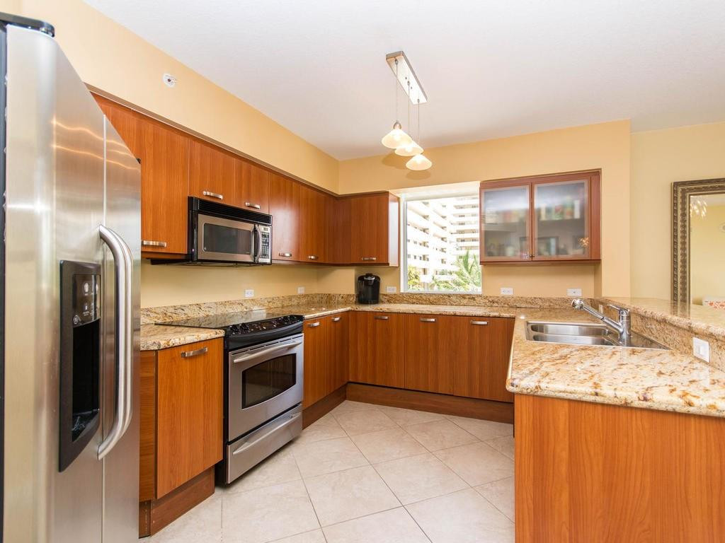 2001 N Ocean #202, Fort Lauderdale FL 33305