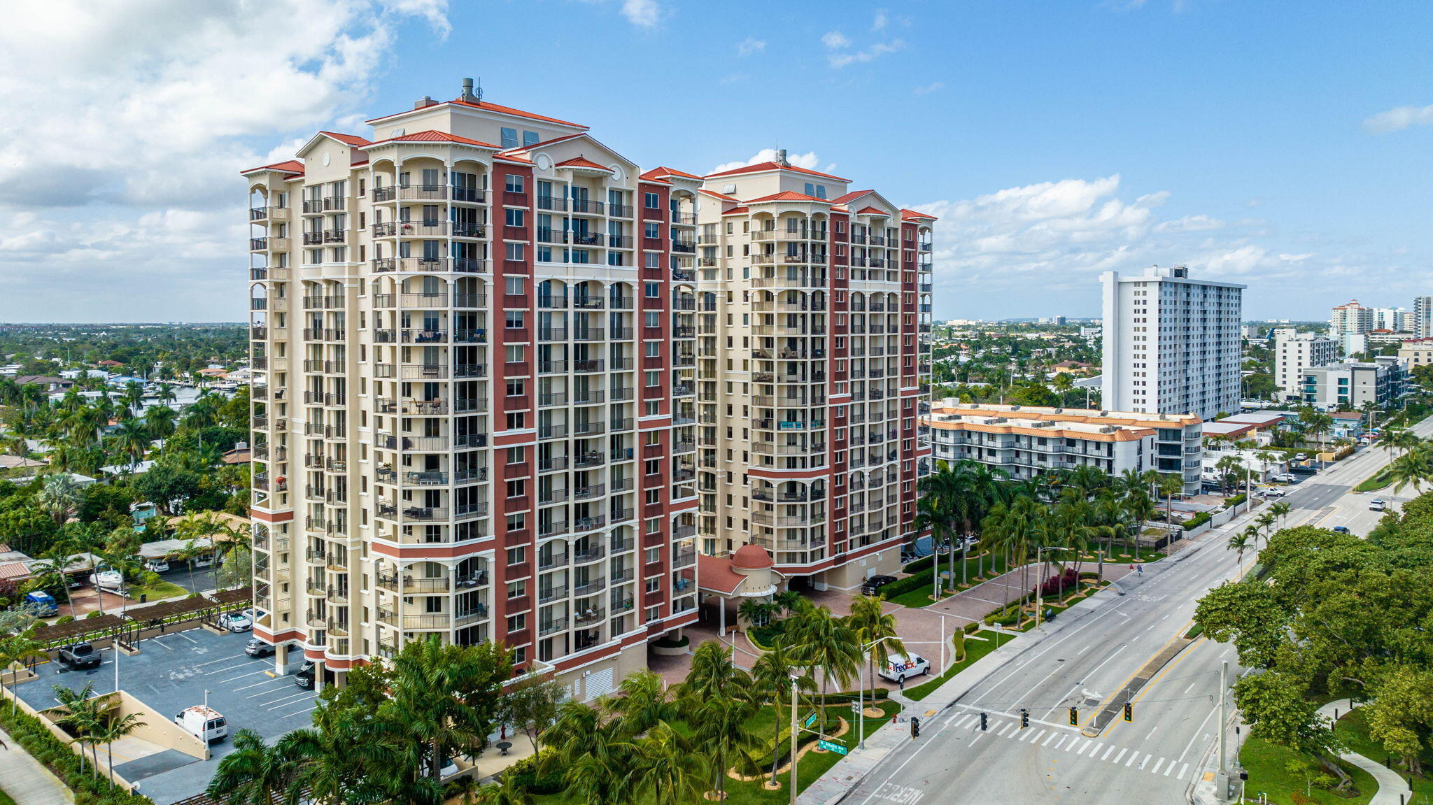 2001 N Ocean #202, Fort Lauderdale FL 33305