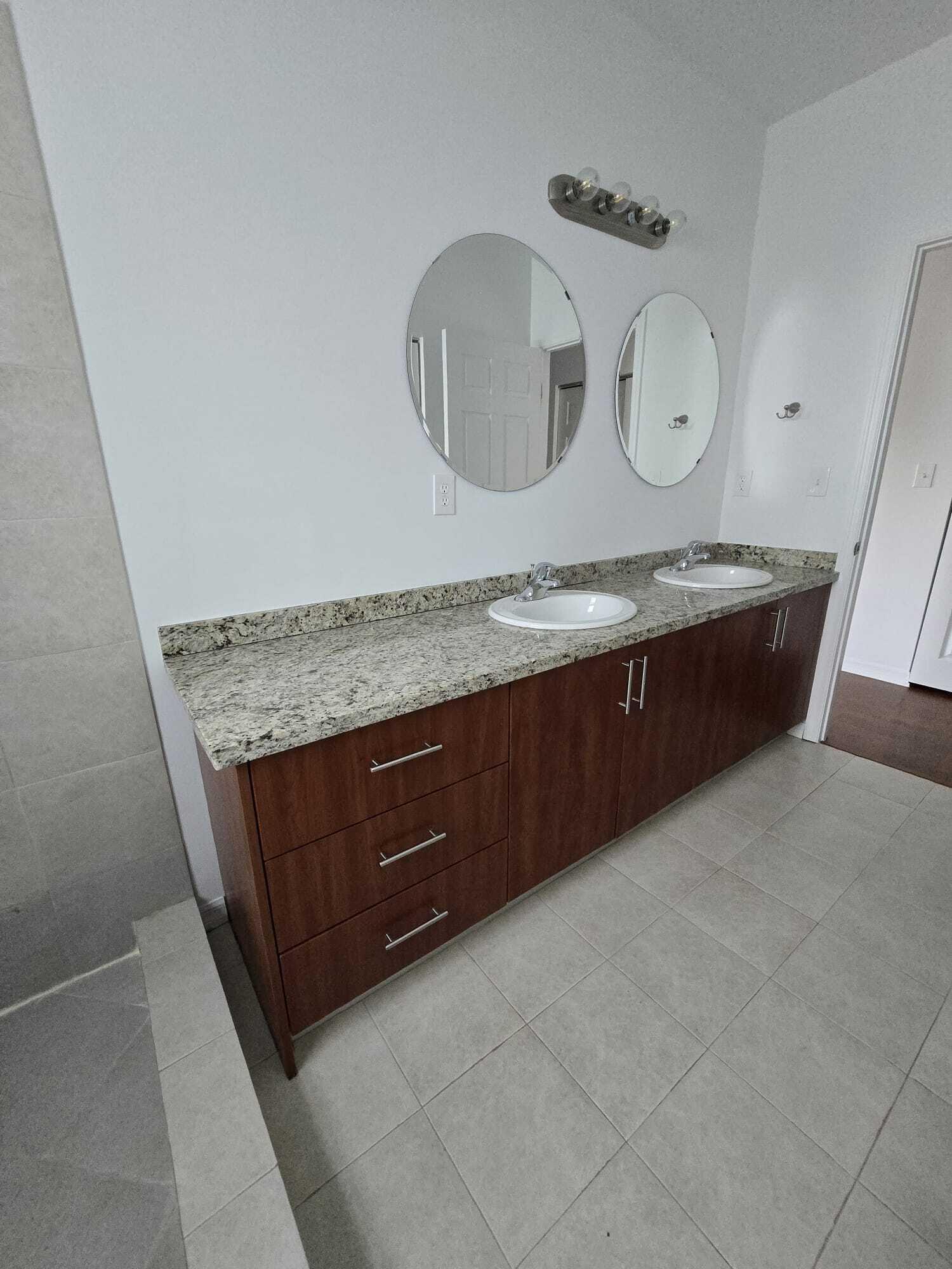 408 SW 9th, Fort Lauderdale FL 33315