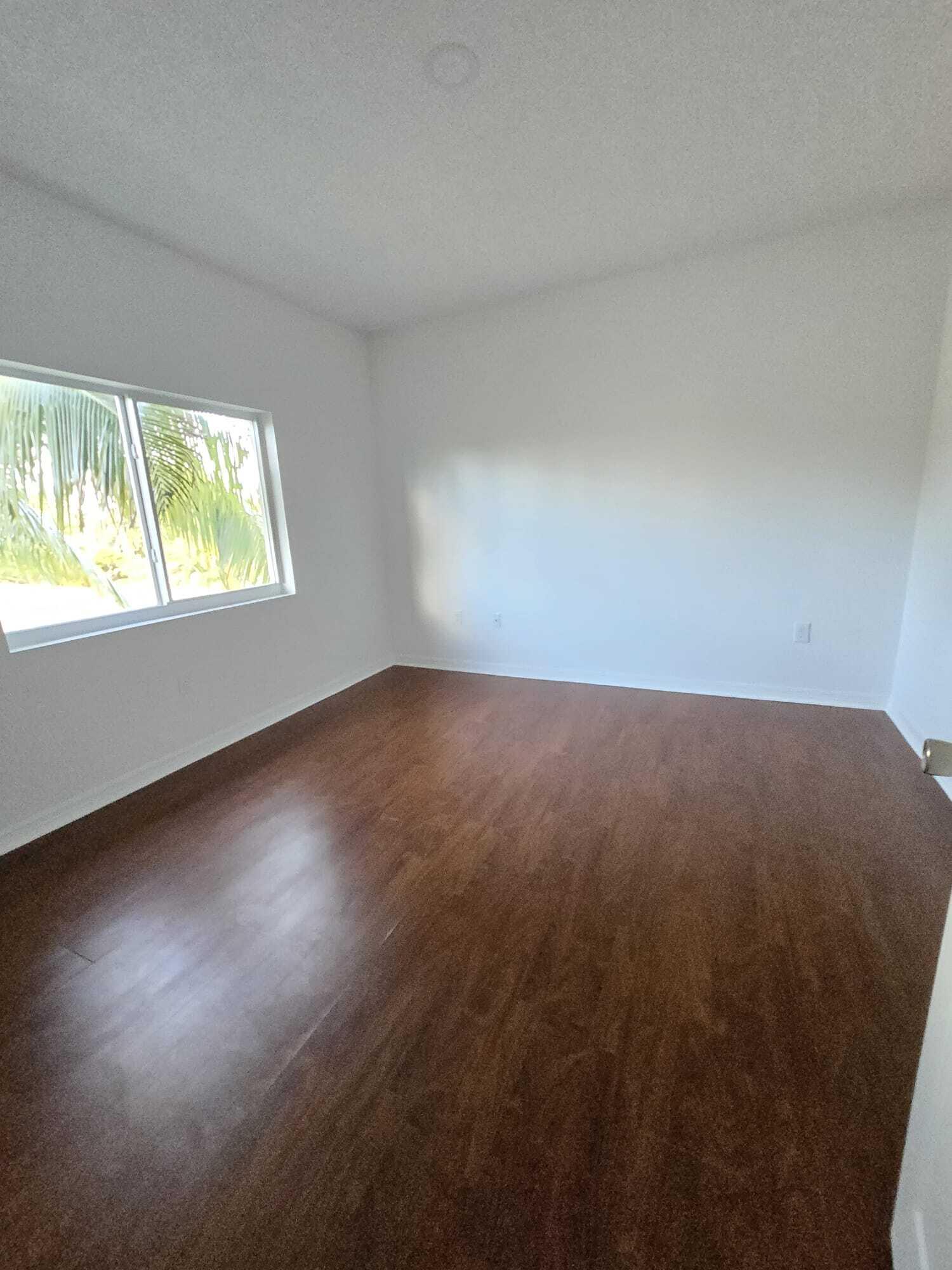 408 SW 9th, Fort Lauderdale FL 33315