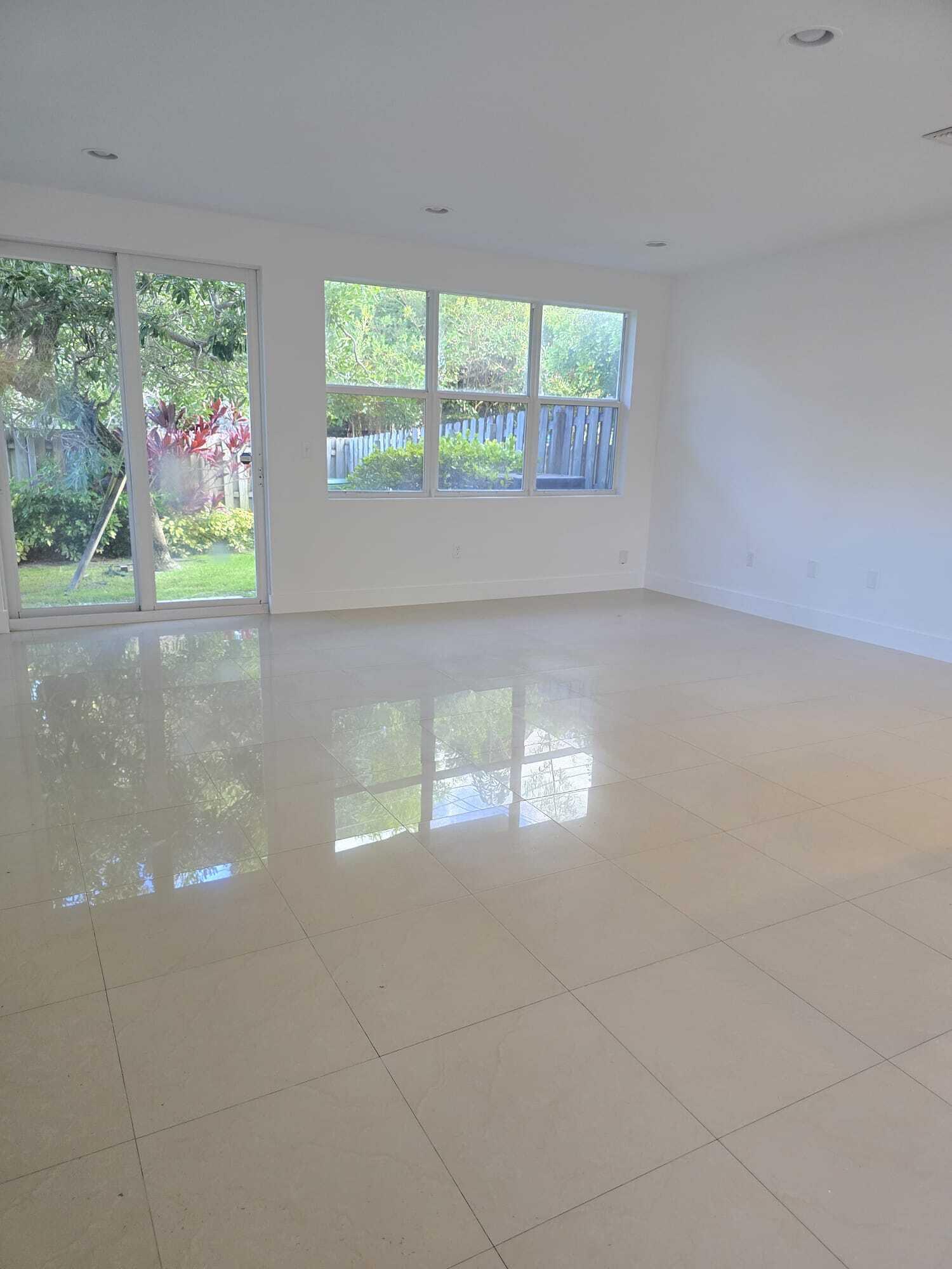 408 SW 9th, Fort Lauderdale FL 33315