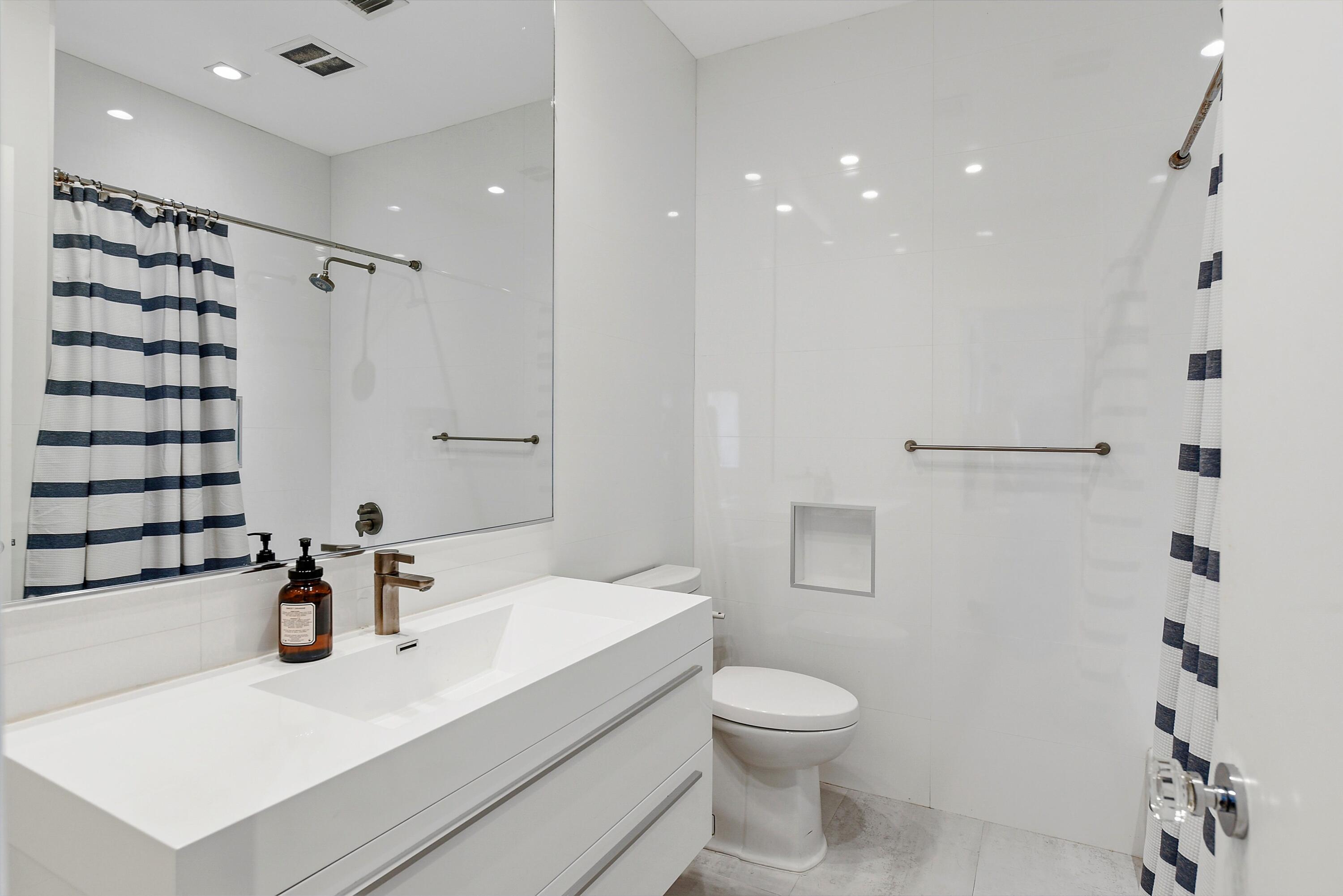 17771 Foxborough, Boca Raton FL 33496