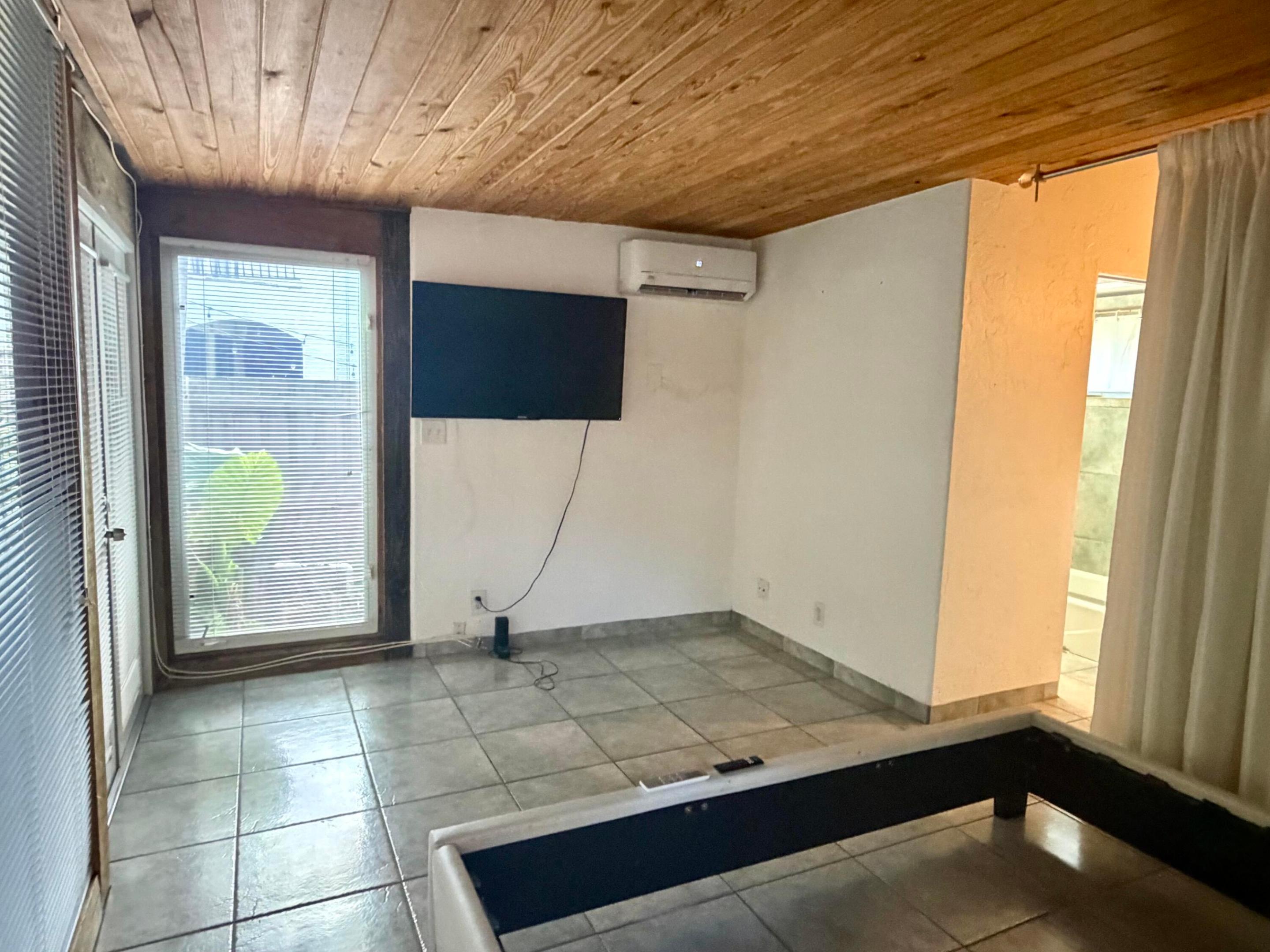 1101 SE 2nd, Fort Lauderdale FL 33301