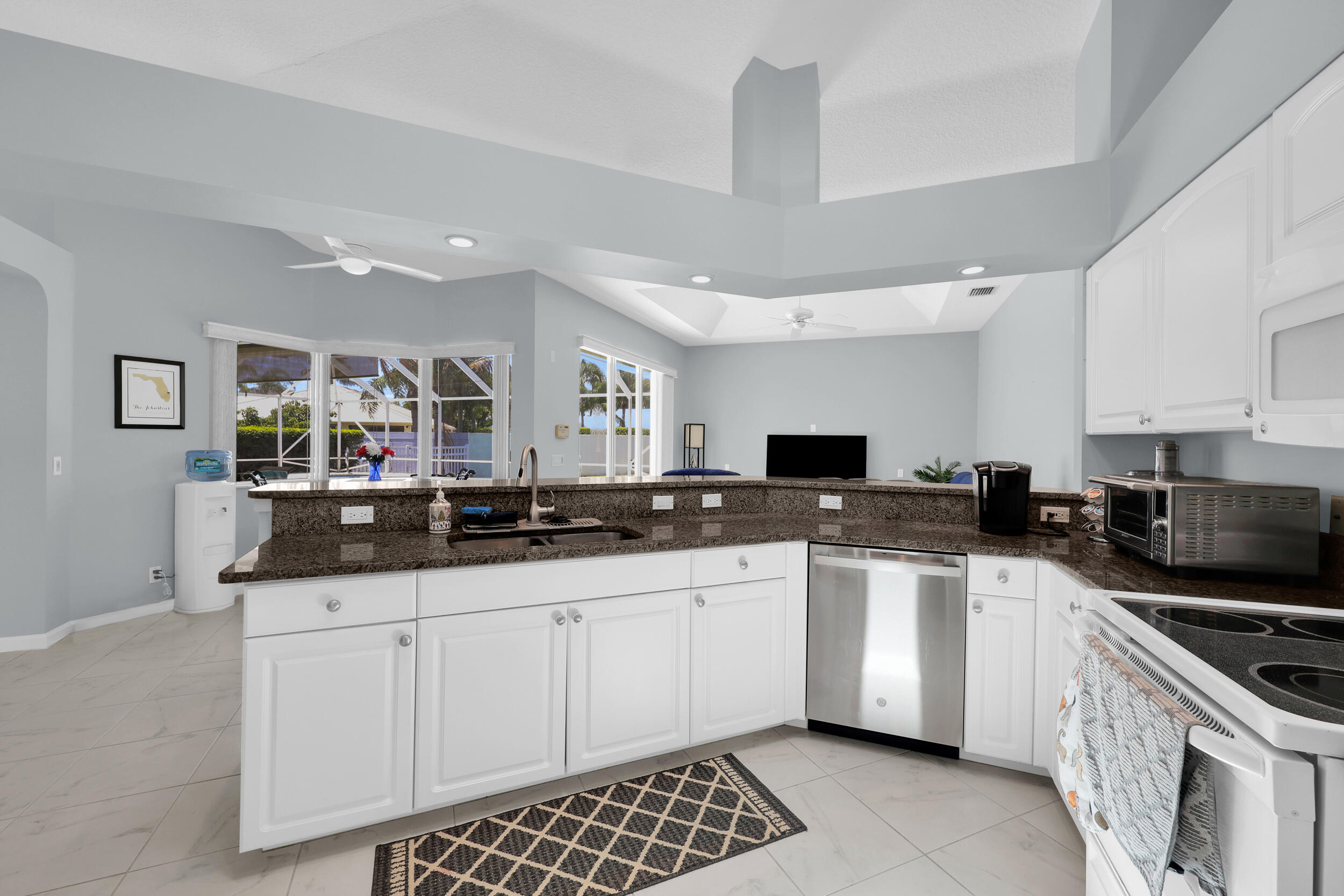 521 Cypress, Tequesta FL 33469