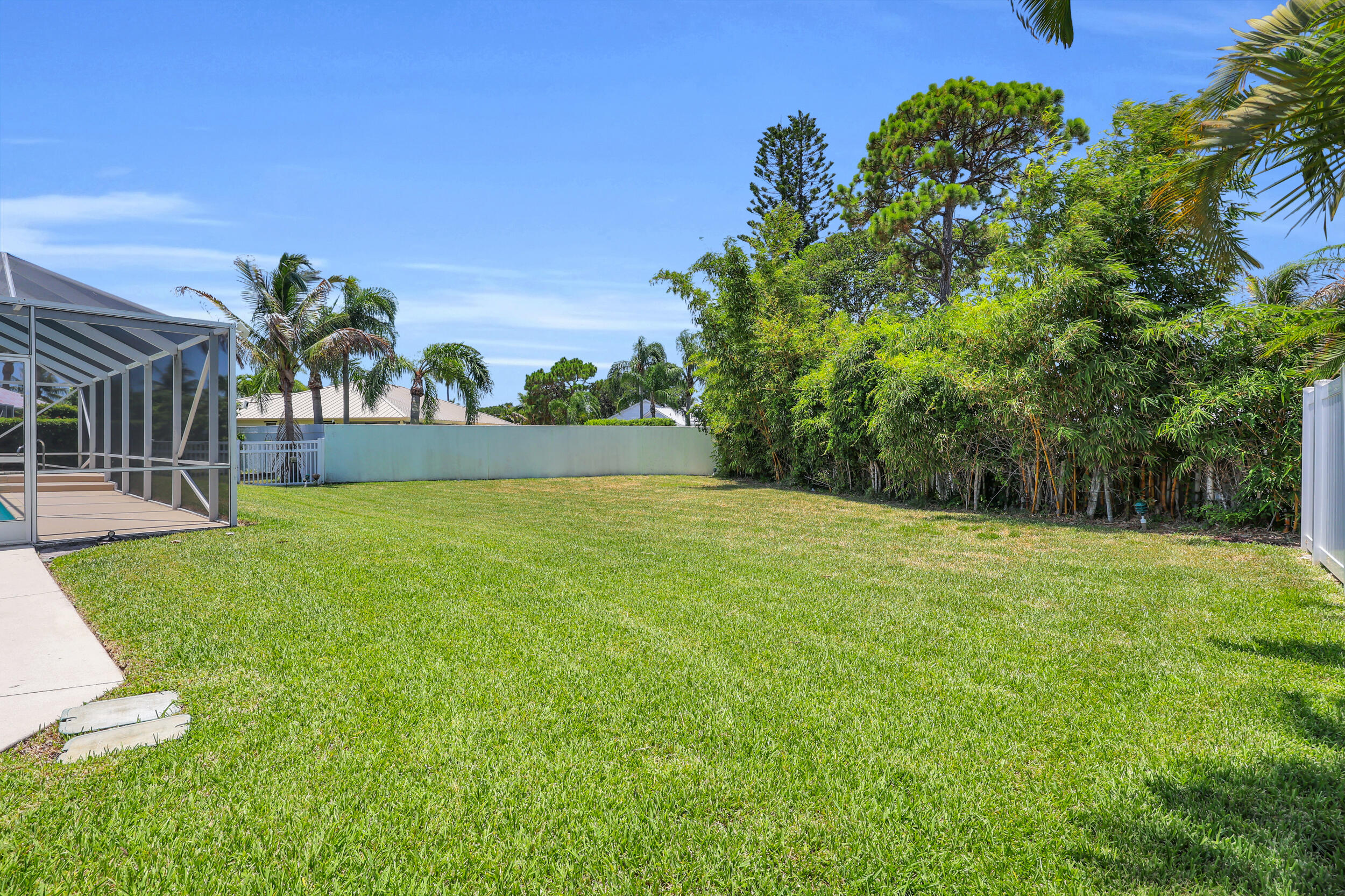 521 Cypress, Tequesta FL 33469