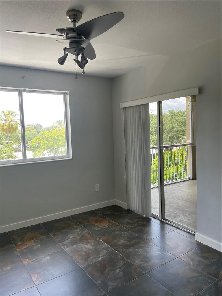 2640 S University #319, Davie FL 33328