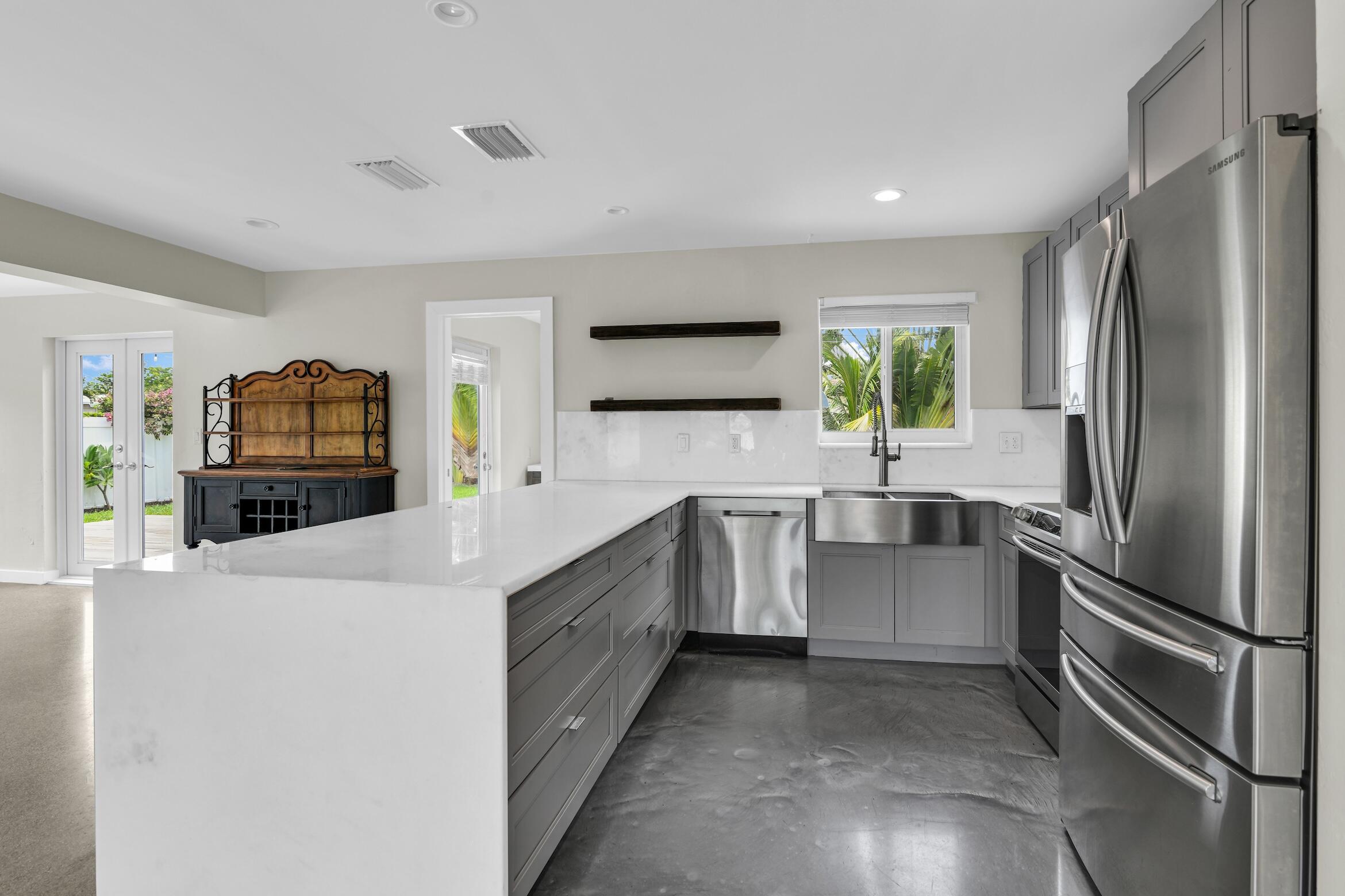 909 SE 16, Deerfield Beach FL 33441
