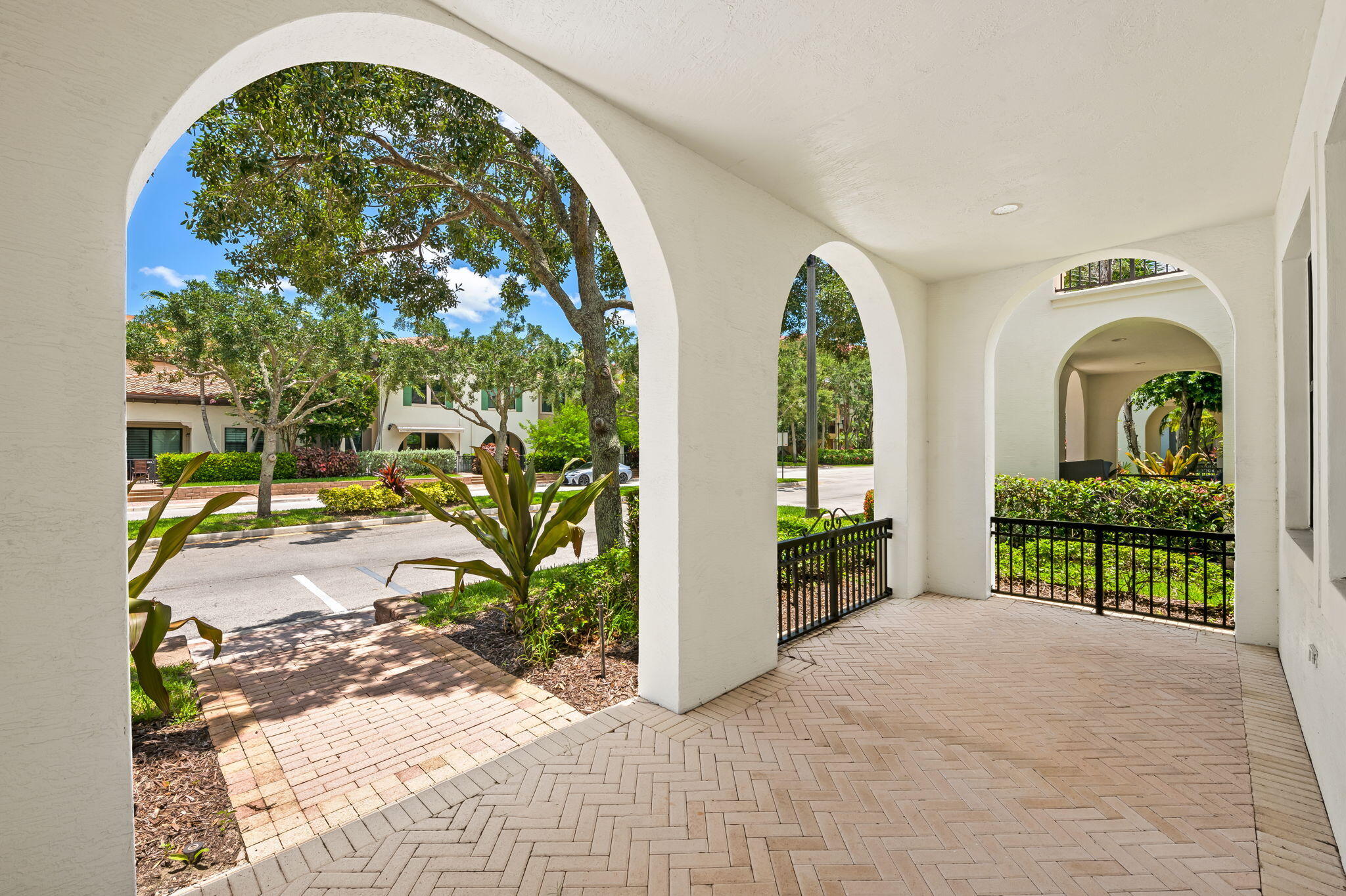 3171 NW 125th, Sunrise FL 33323