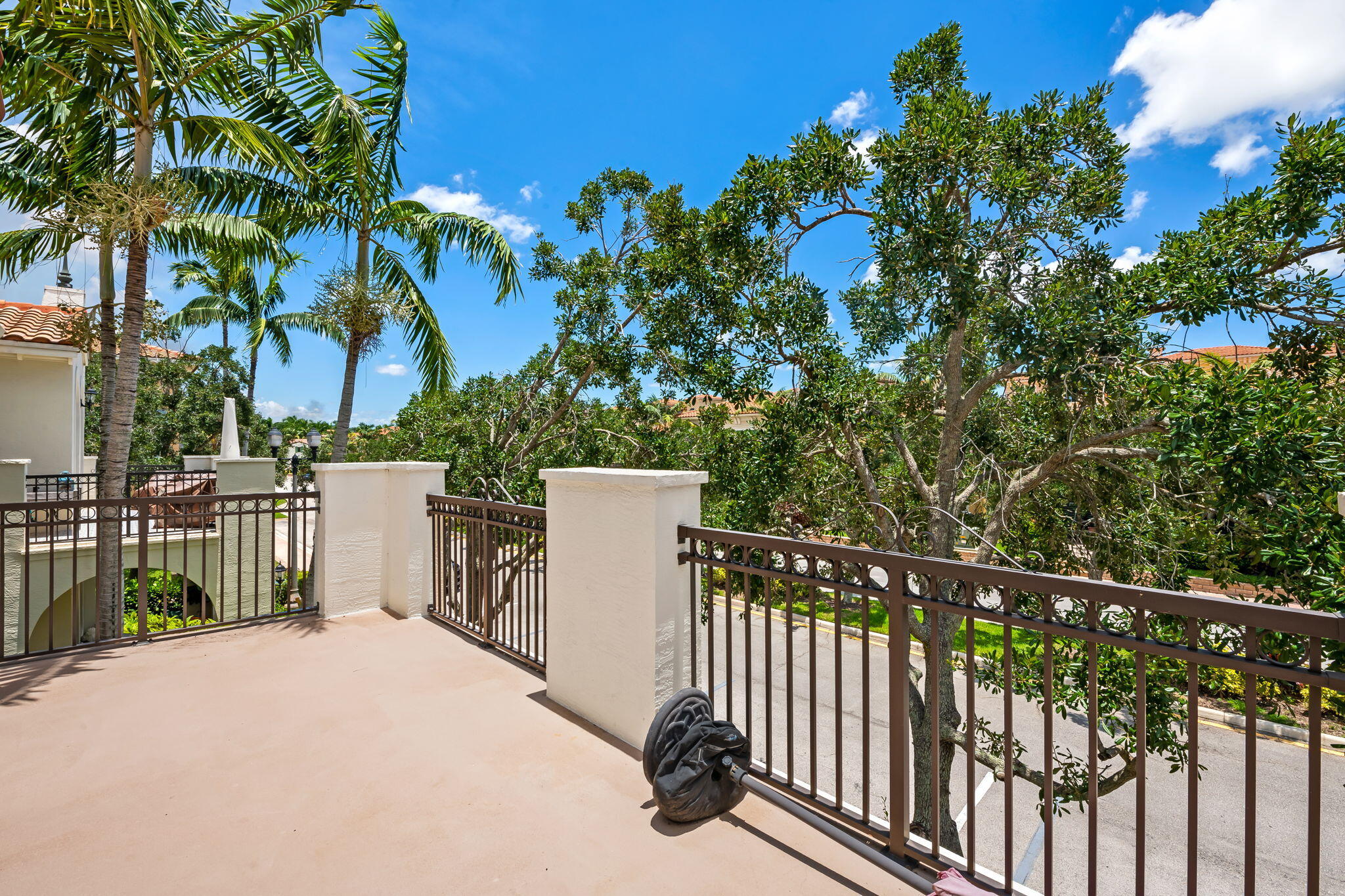 3171 NW 125th, Sunrise FL 33323
