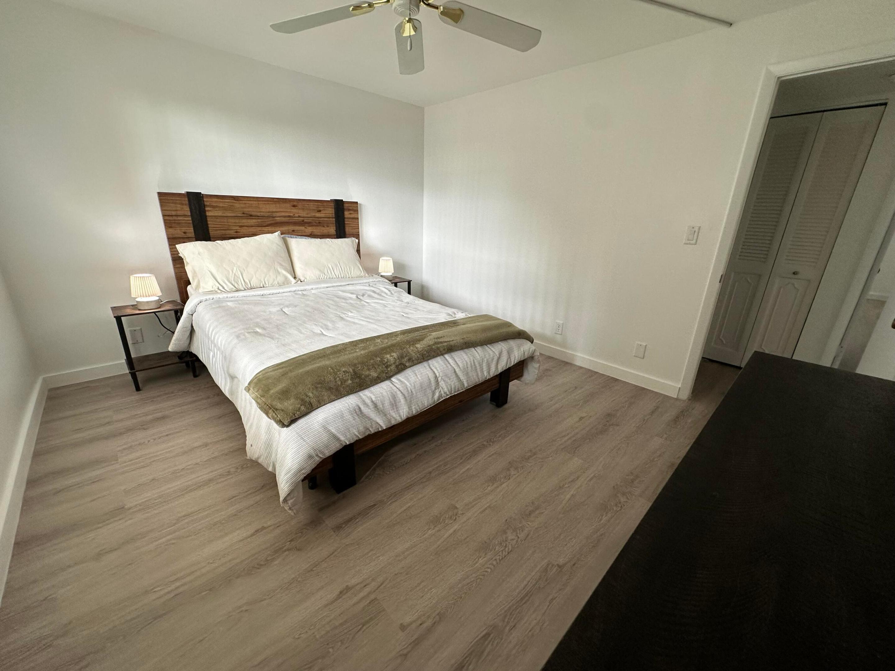 141 SE 3rd #203, Dania Beach FL 33004