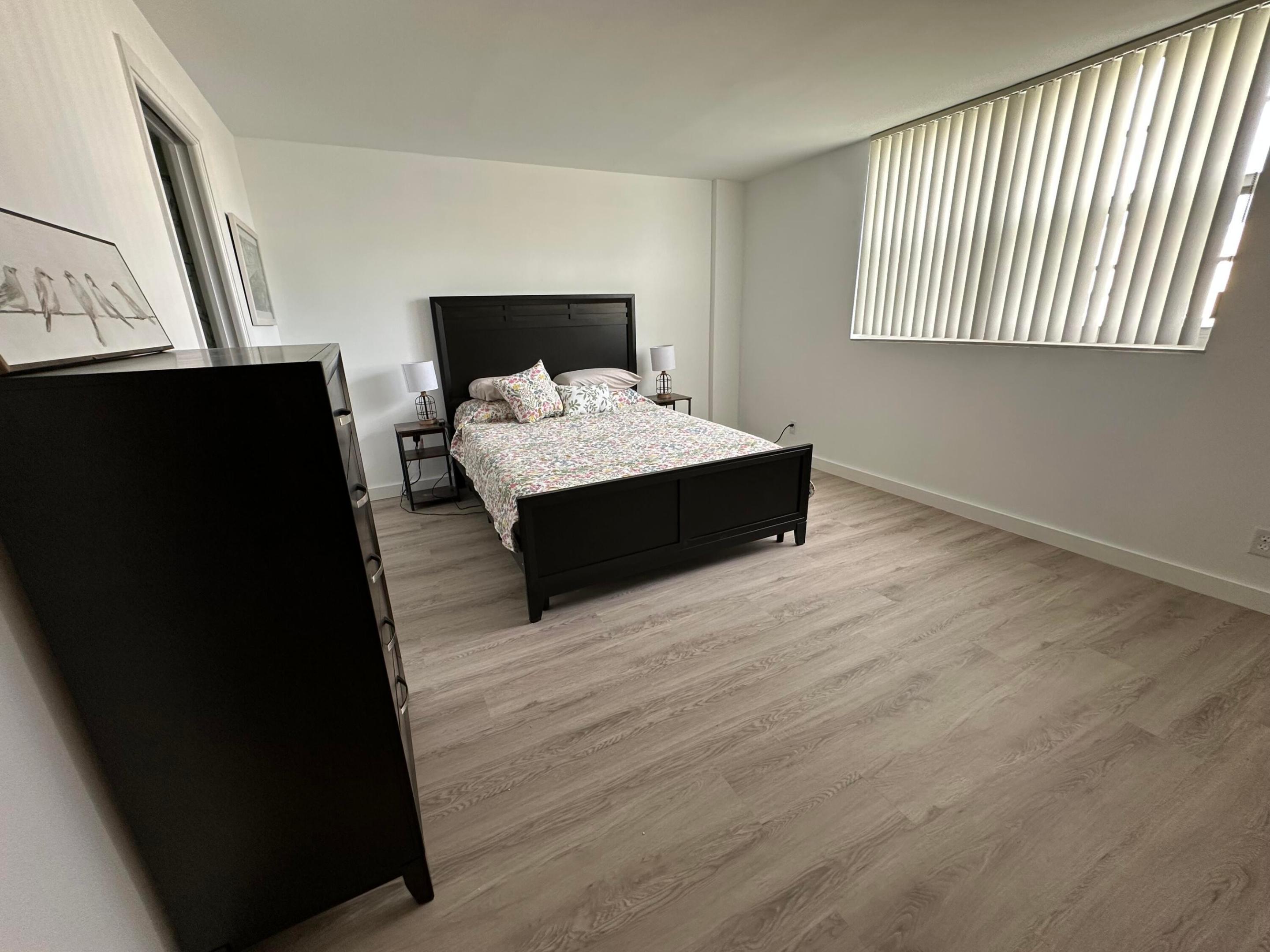 141 SE 3rd #203, Dania Beach FL 33004
