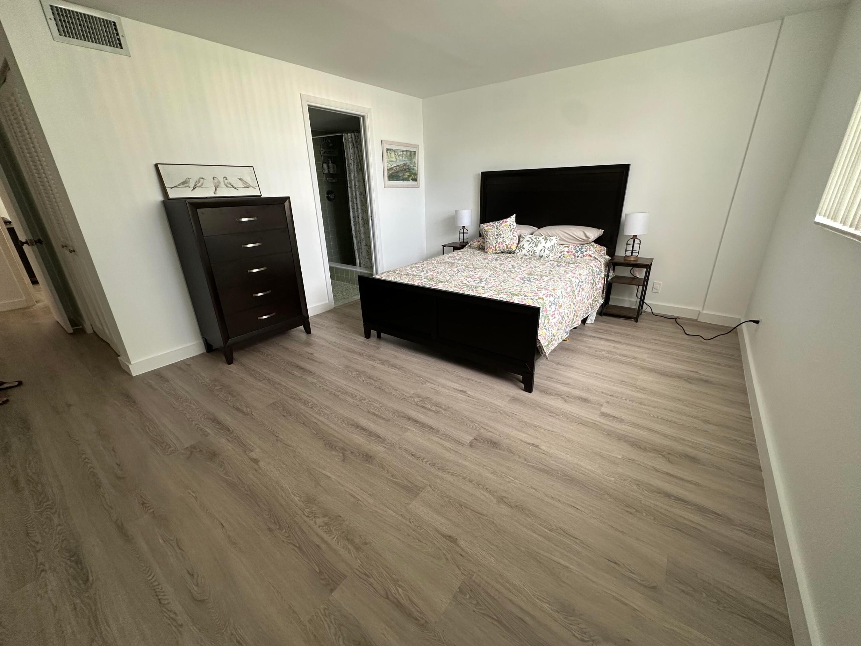 141 SE 3rd #203, Dania Beach FL 33004
