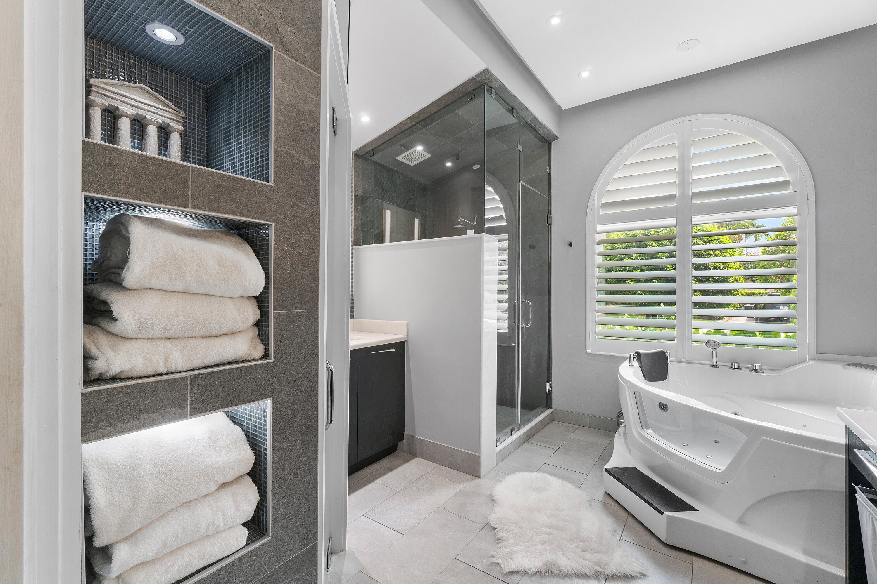 2550 NW 52nd, Boca Raton FL 33496