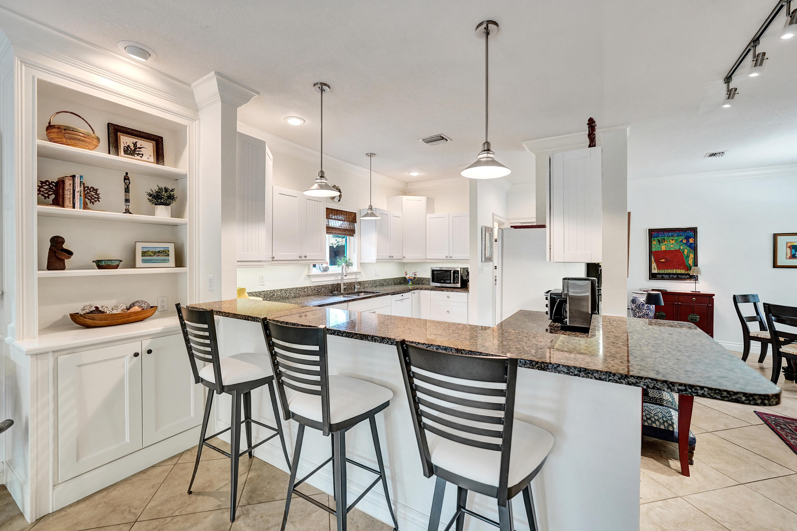620 NE 9th #6, Fort Lauderdale FL 33304