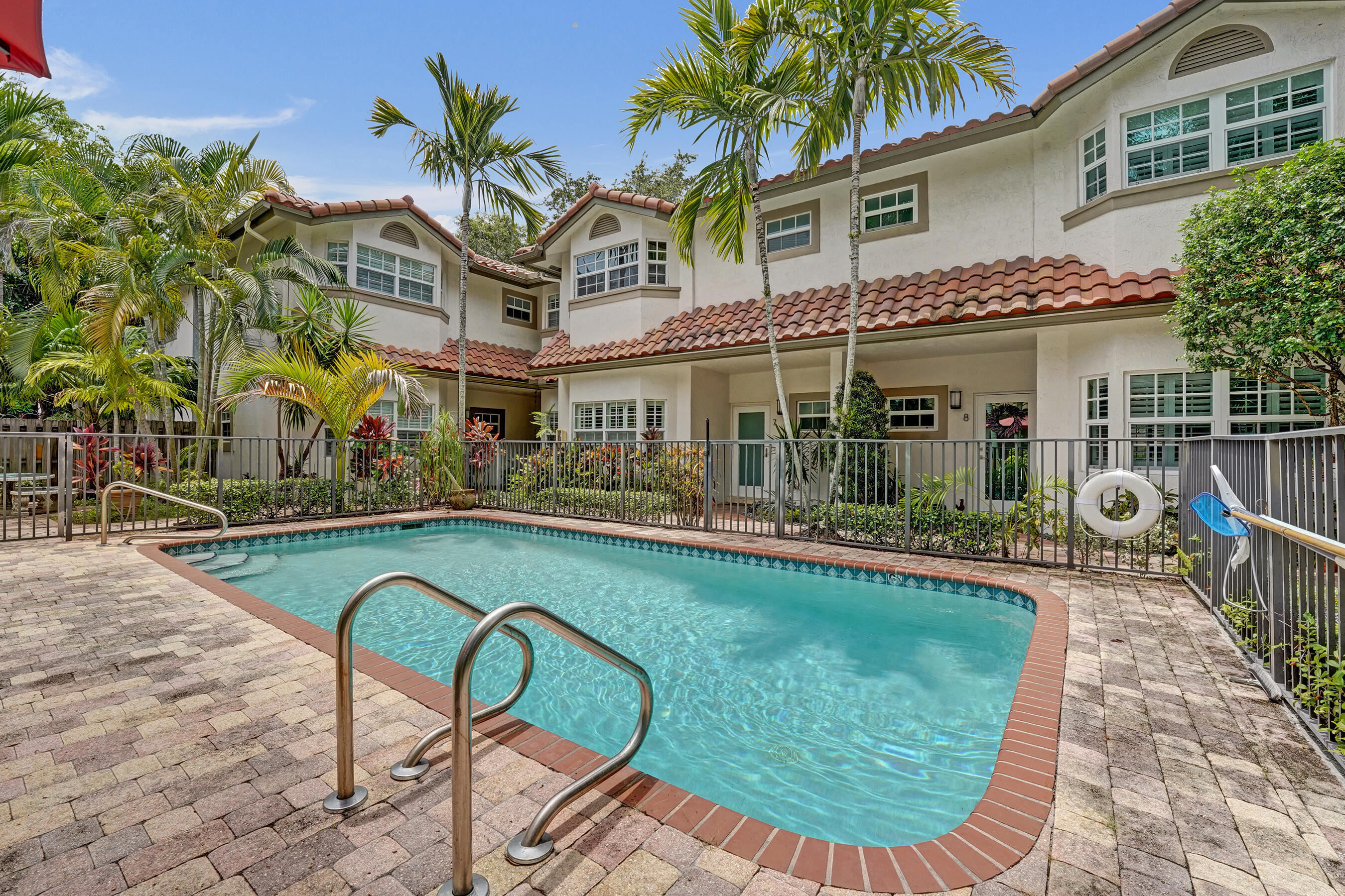 620 NE 9th #6, Fort Lauderdale FL 33304
