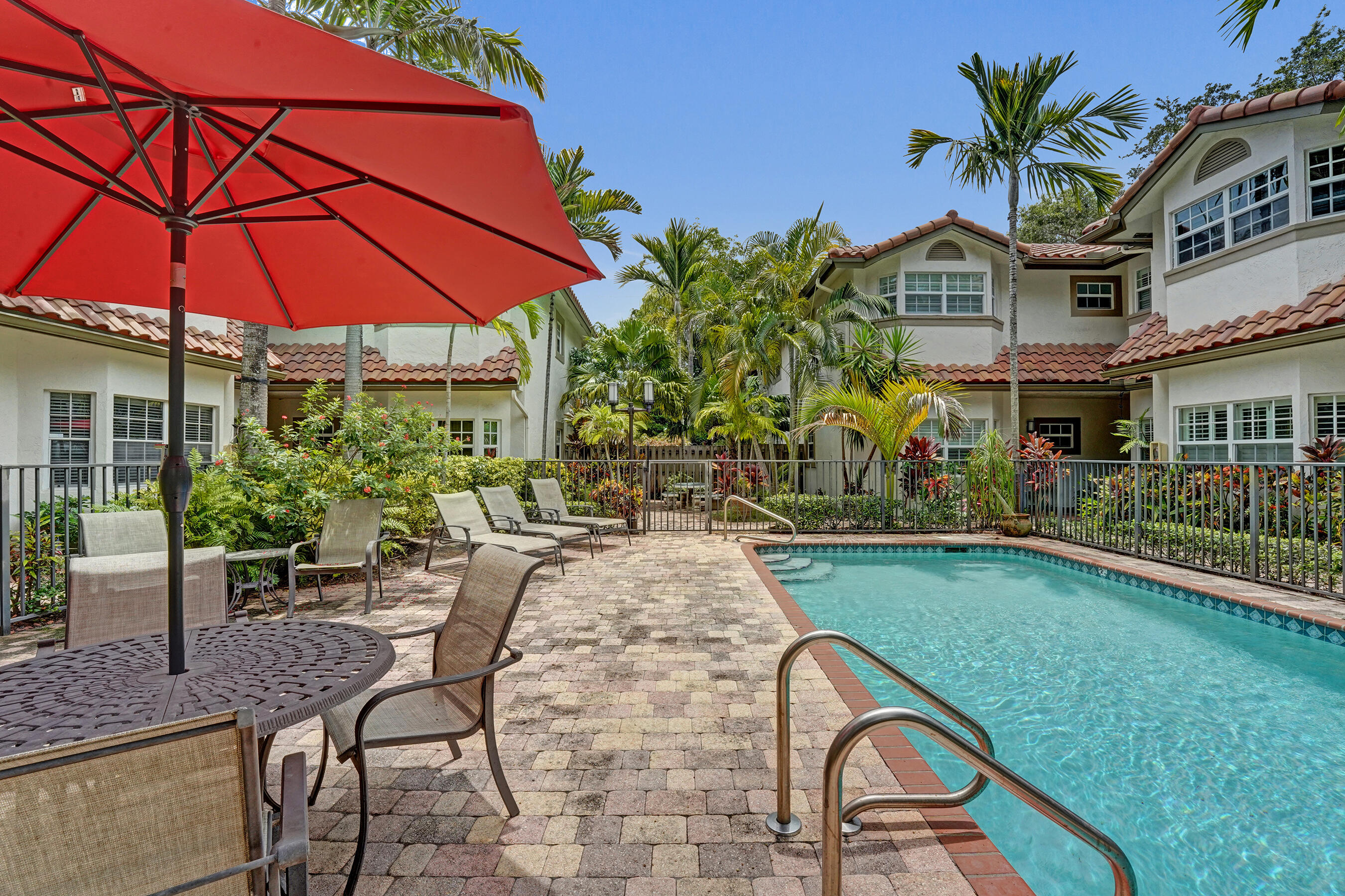 620 NE 9th #6, Fort Lauderdale FL 33304