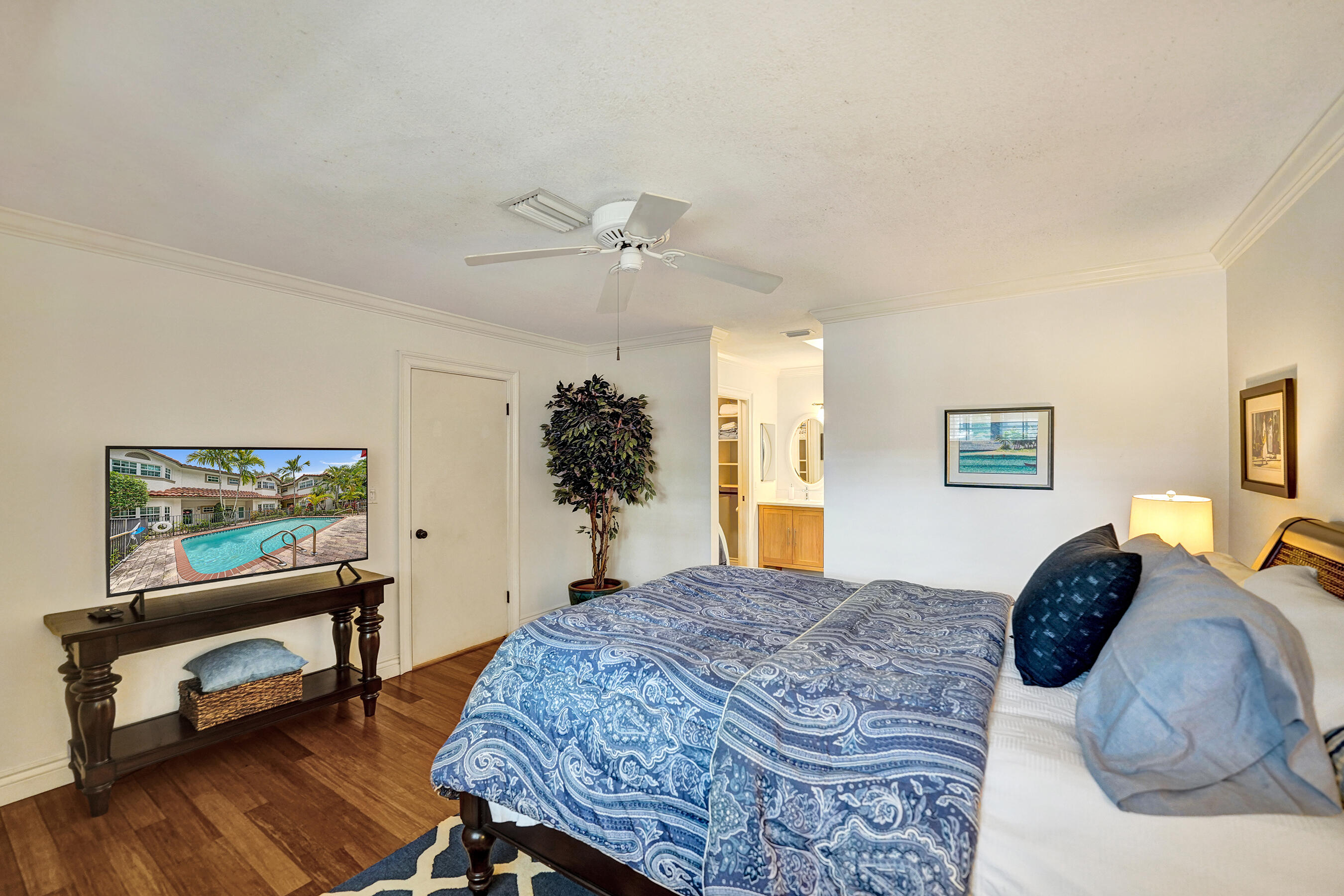 620 NE 9th #6, Fort Lauderdale FL 33304