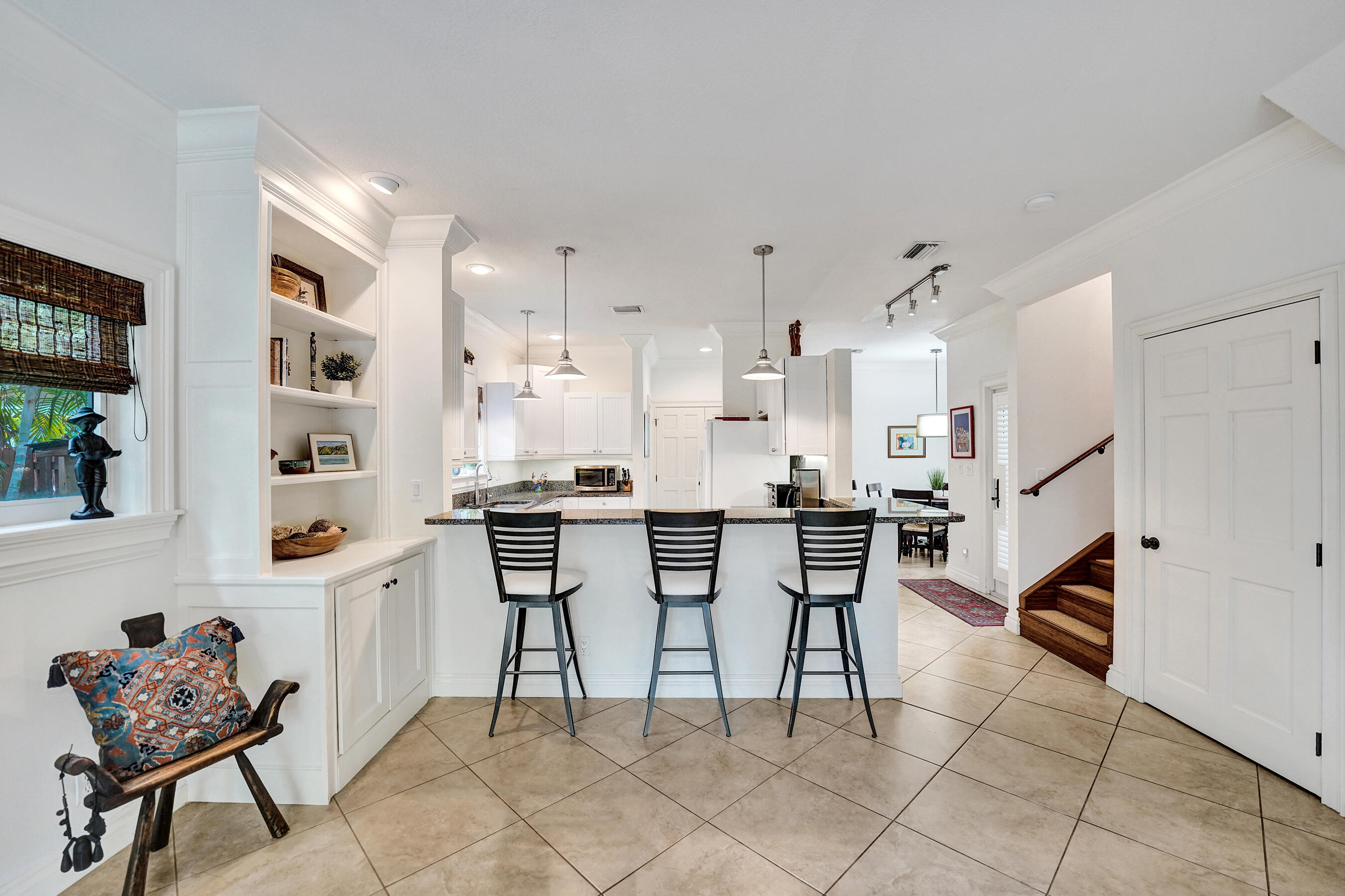 620 NE 9th #6, Fort Lauderdale FL 33304