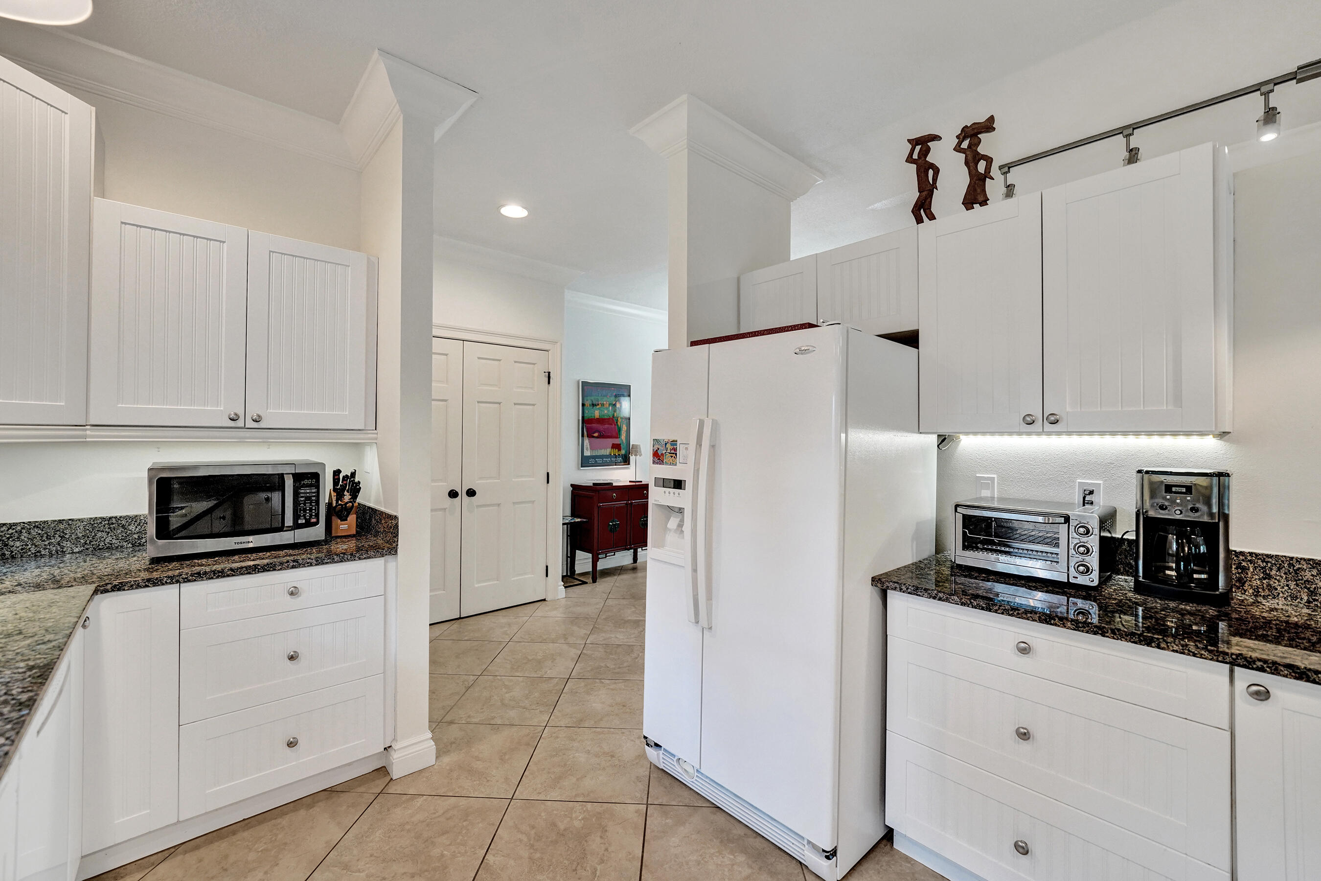 620 NE 9th #6, Fort Lauderdale FL 33304