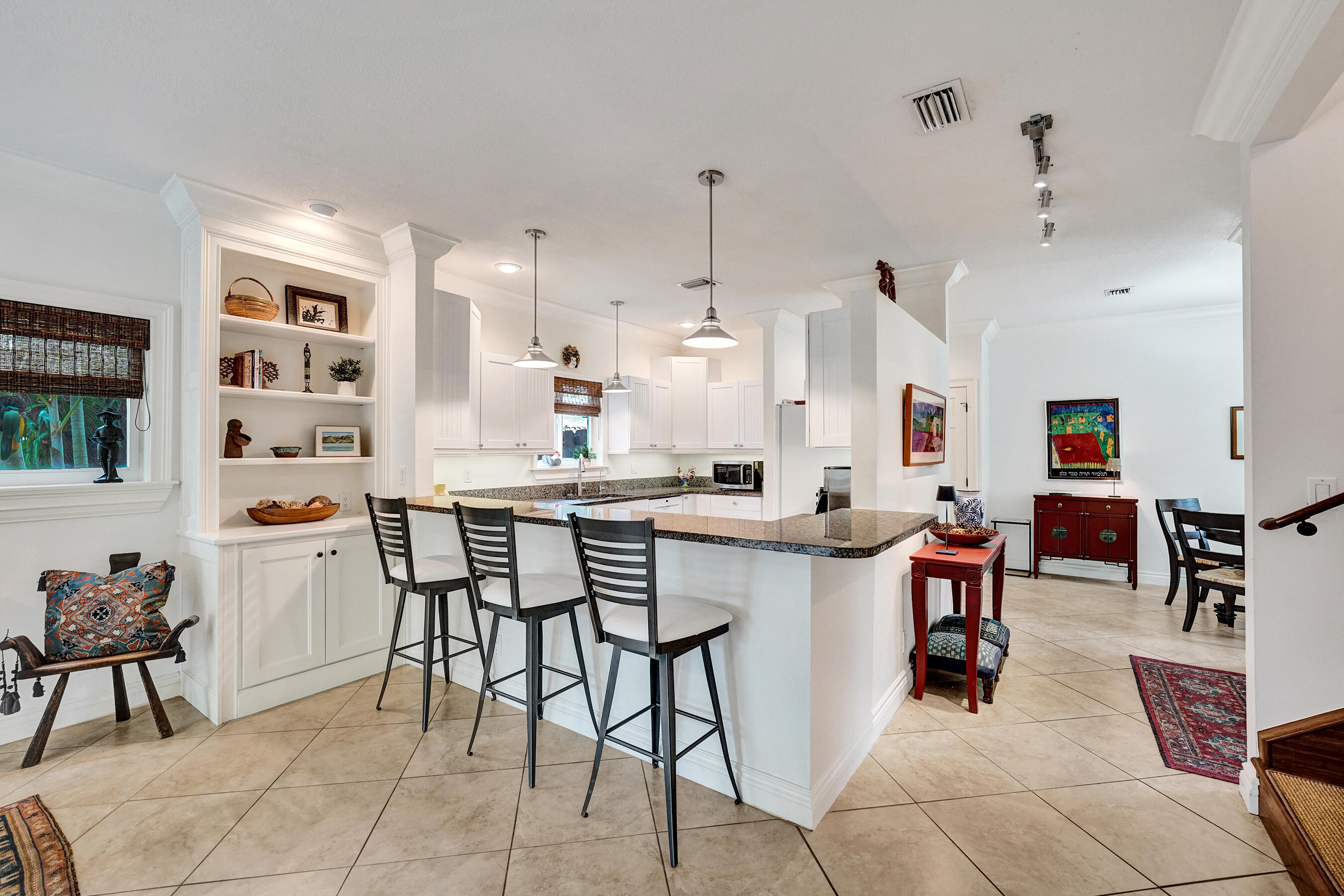 620 NE 9th #6, Fort Lauderdale FL 33304
