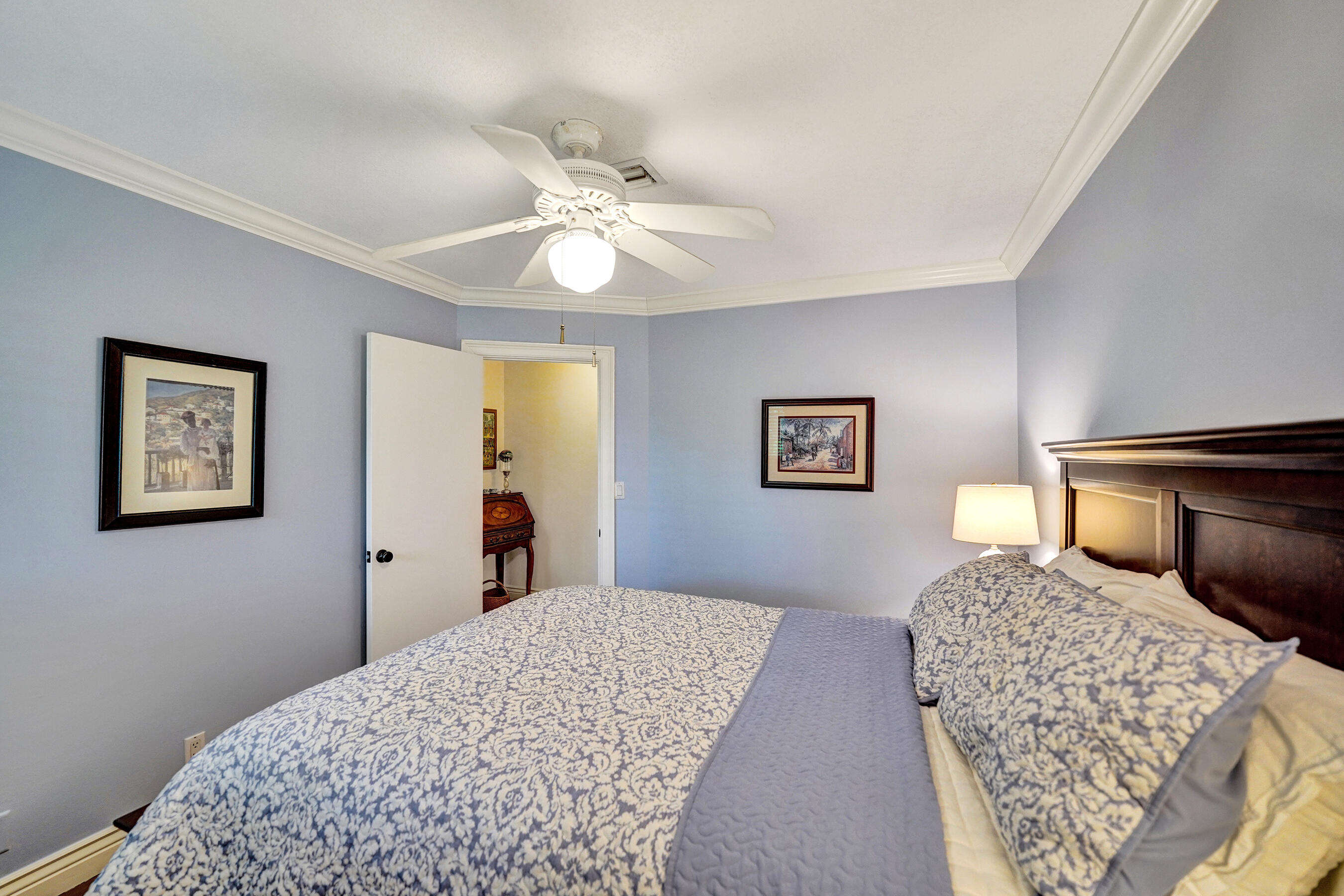 620 NE 9th #6, Fort Lauderdale FL 33304
