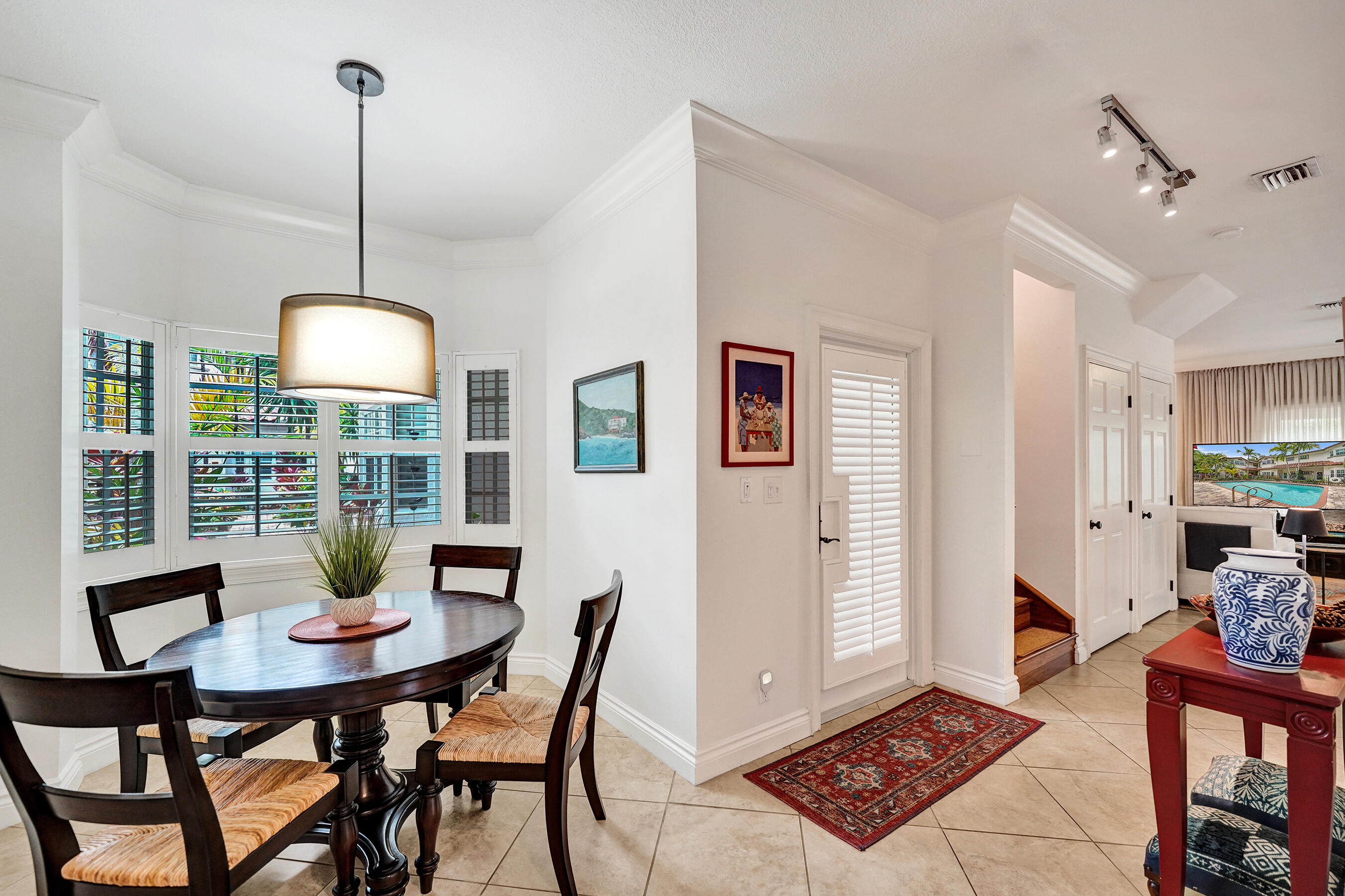 620 NE 9th #6, Fort Lauderdale FL 33304