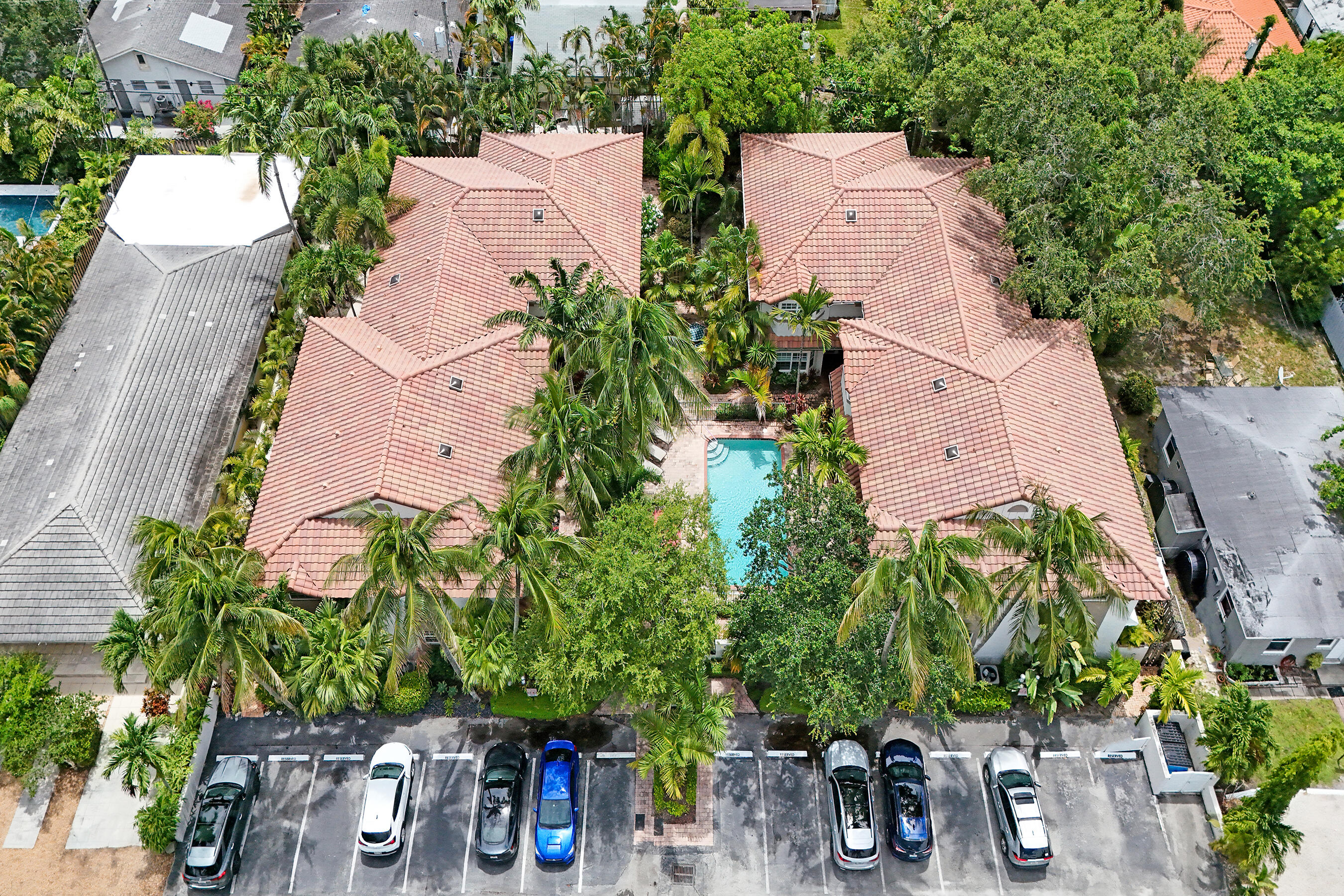 620 NE 9th #6, Fort Lauderdale FL 33304