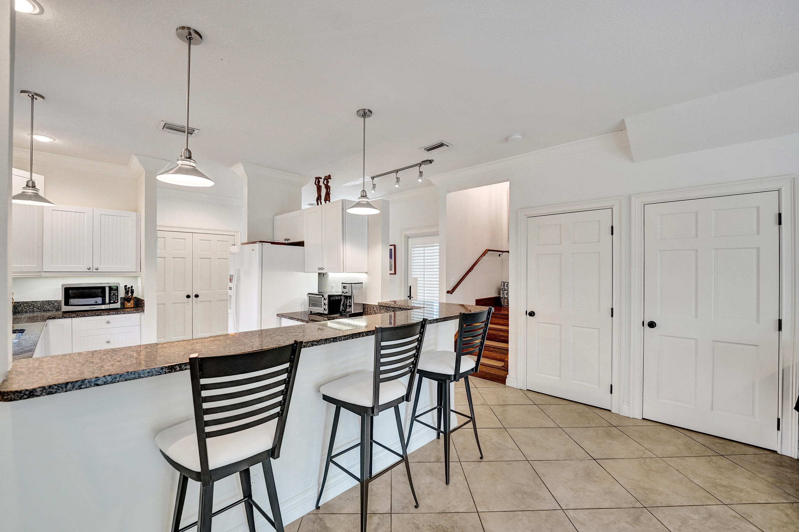 620 NE 9th #6, Fort Lauderdale FL 33304