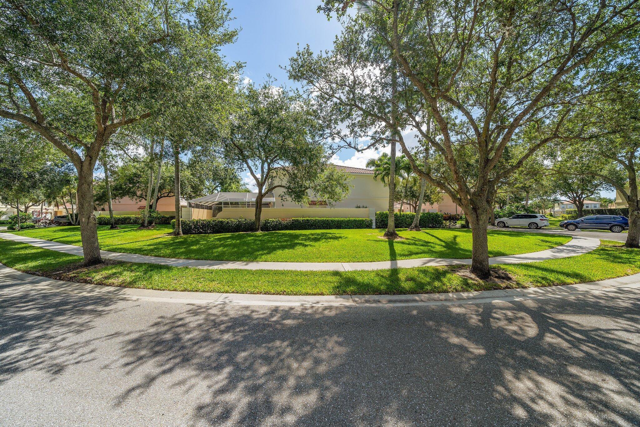 2117 Tigris, West Palm Beach FL 33411