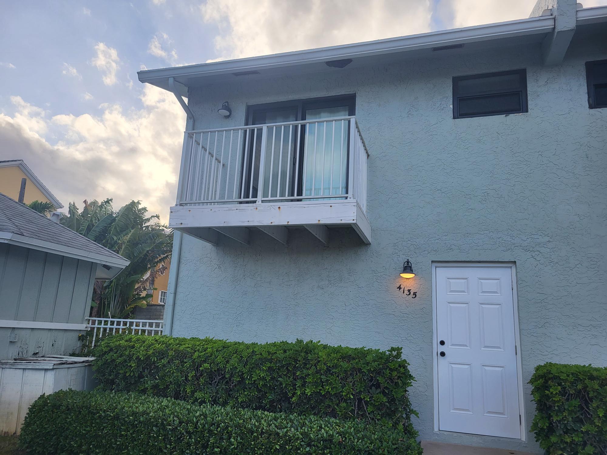 4135 NE 21st, Lighthouse Point FL 33064