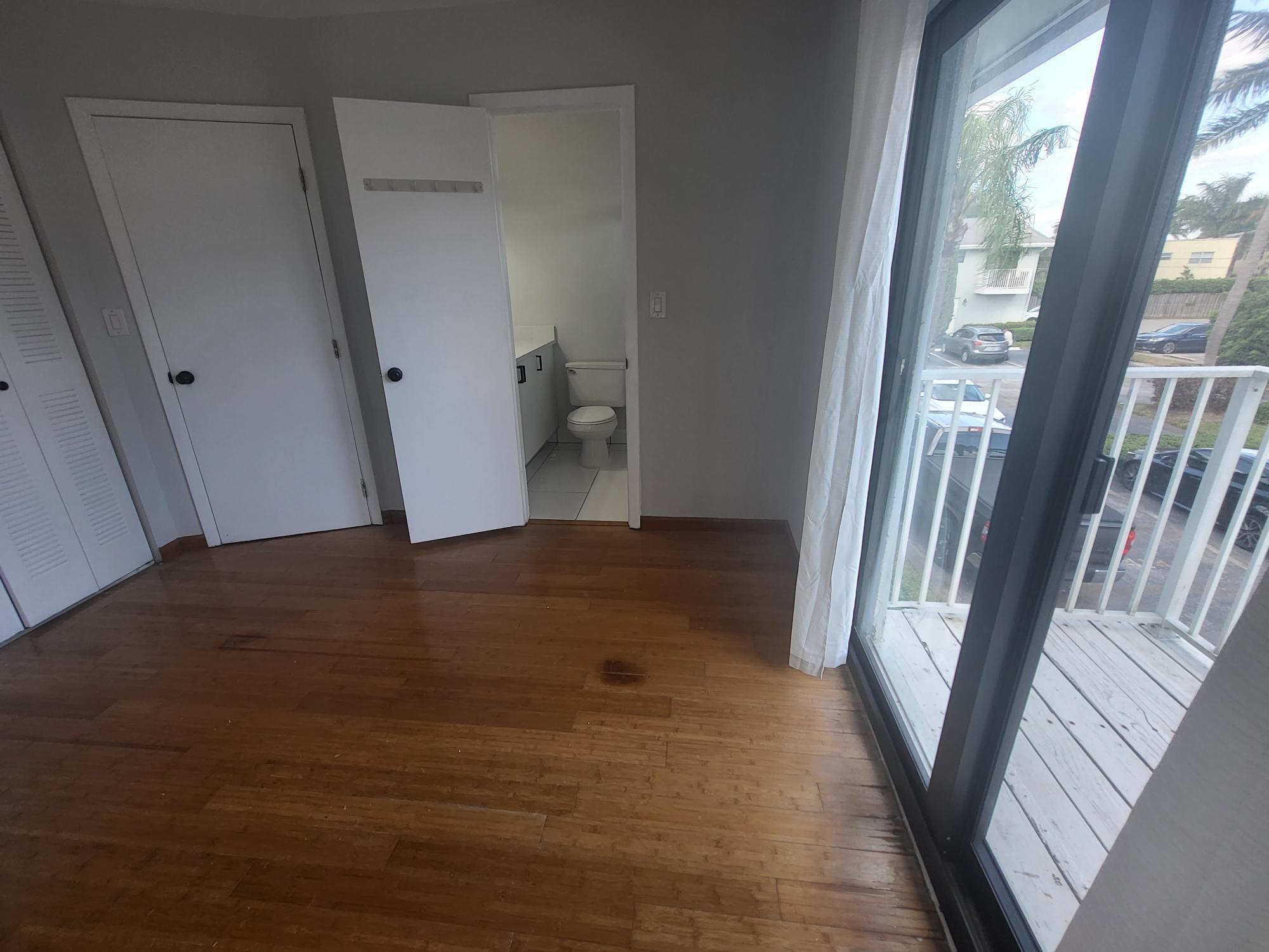 4135 NE 21st, Lighthouse Point FL 33064