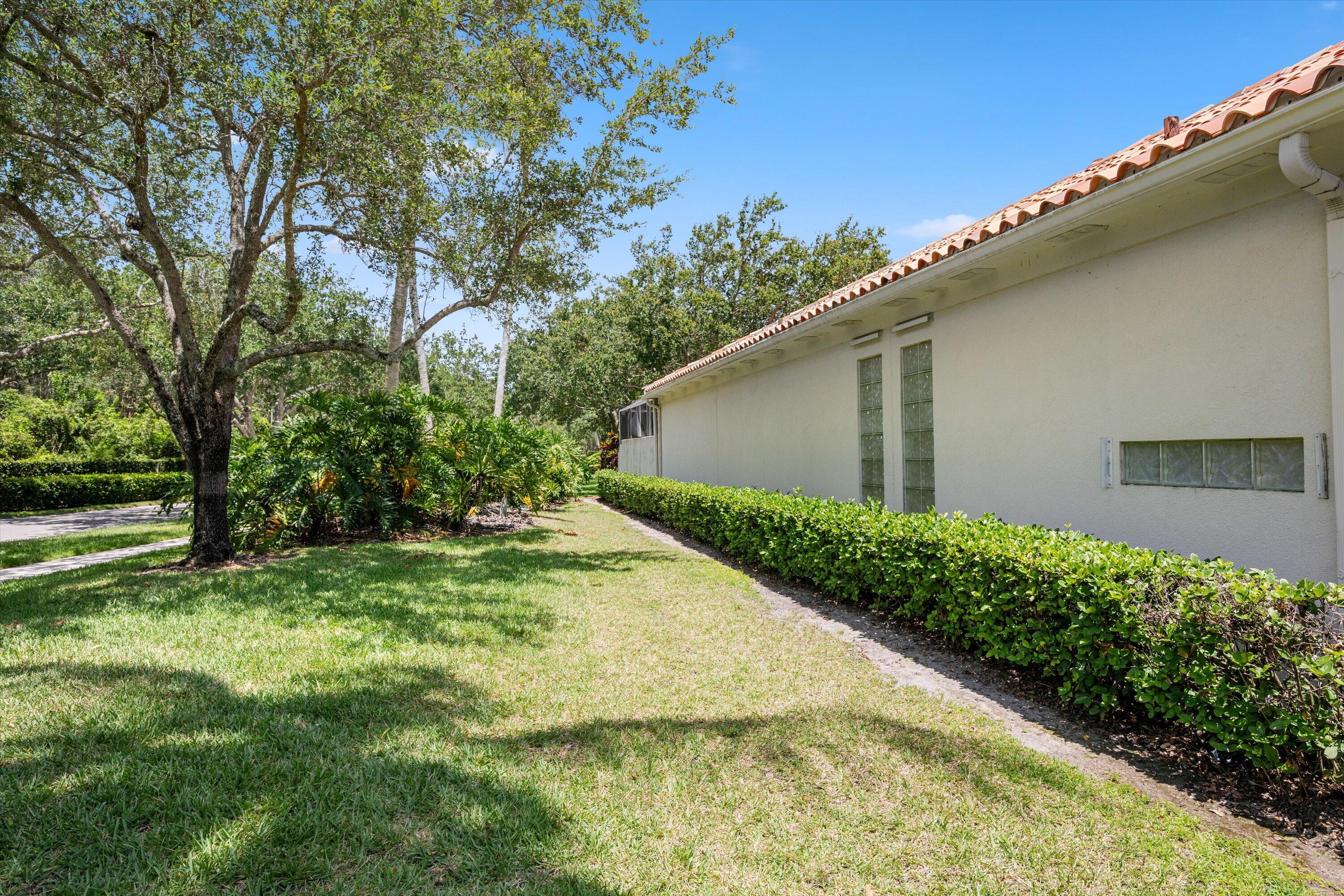 2862 Irma Lake, West Palm Beach FL 33411