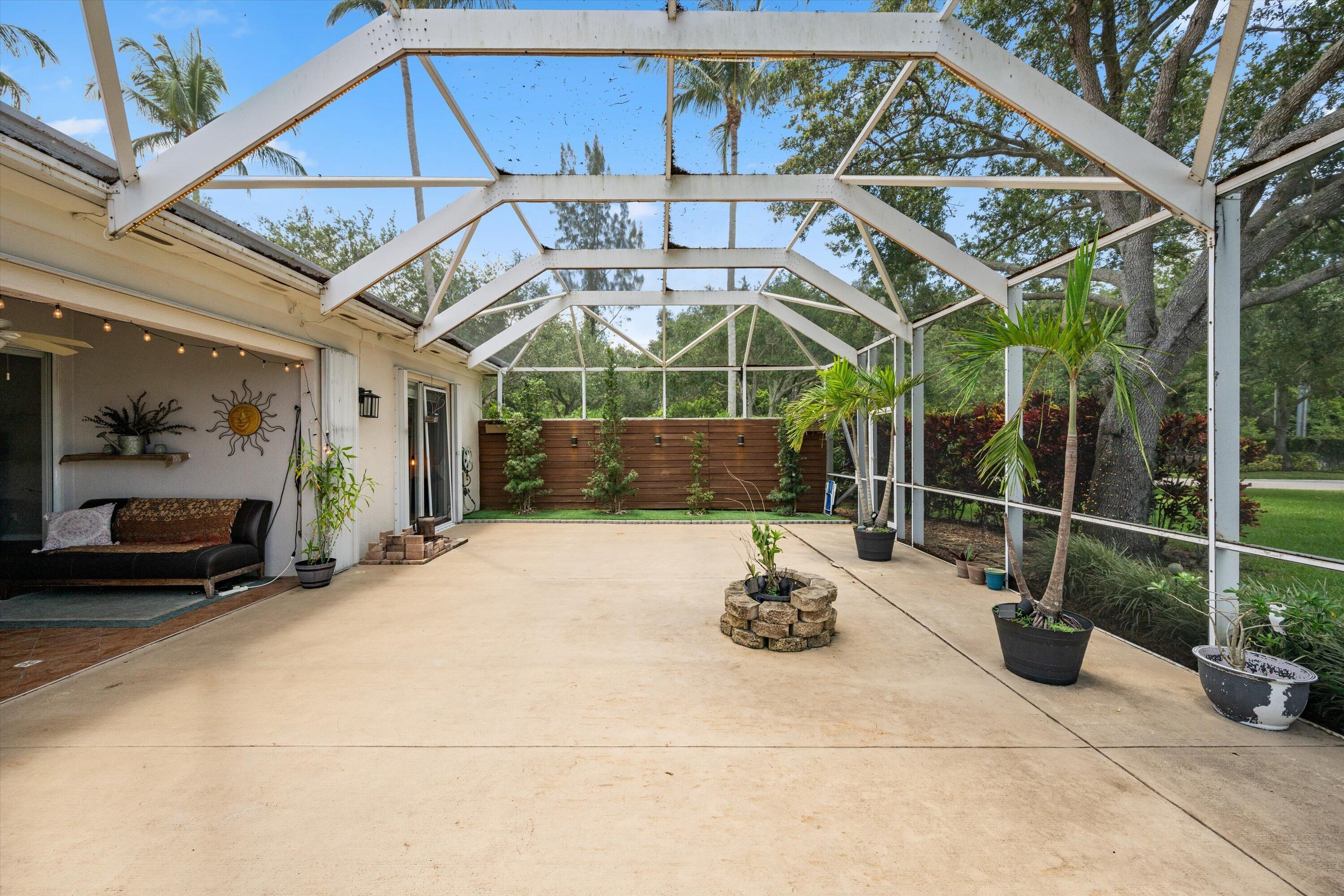 2862 Irma Lake, West Palm Beach FL 33411